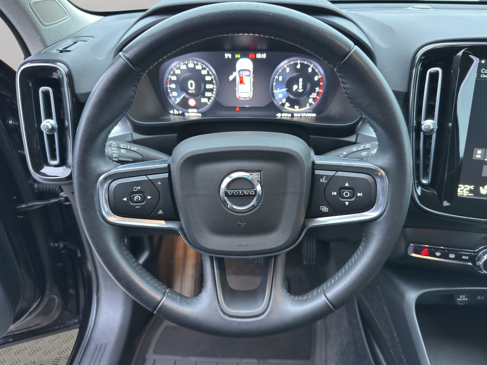 VOLVO XC40 T3 XCITE Geartronic-image-10
