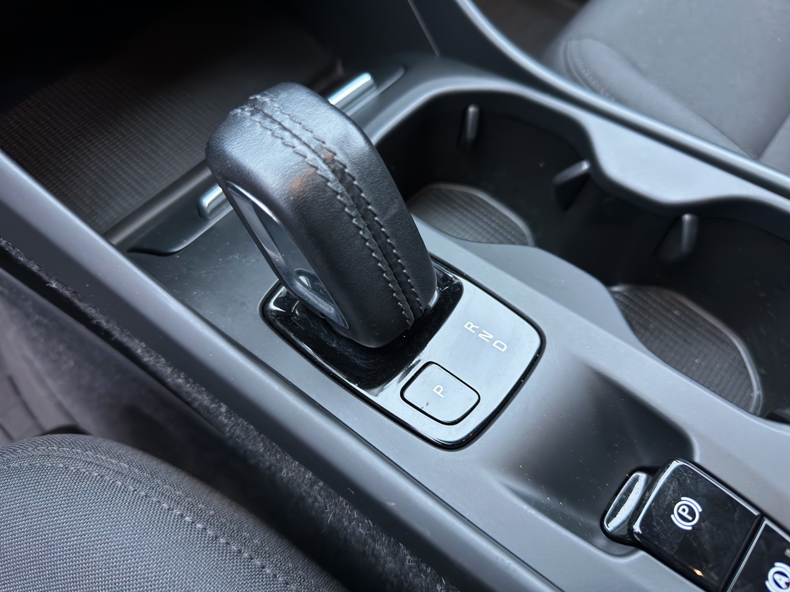 VOLVO XC40 T3 XCITE Geartronic-image-13