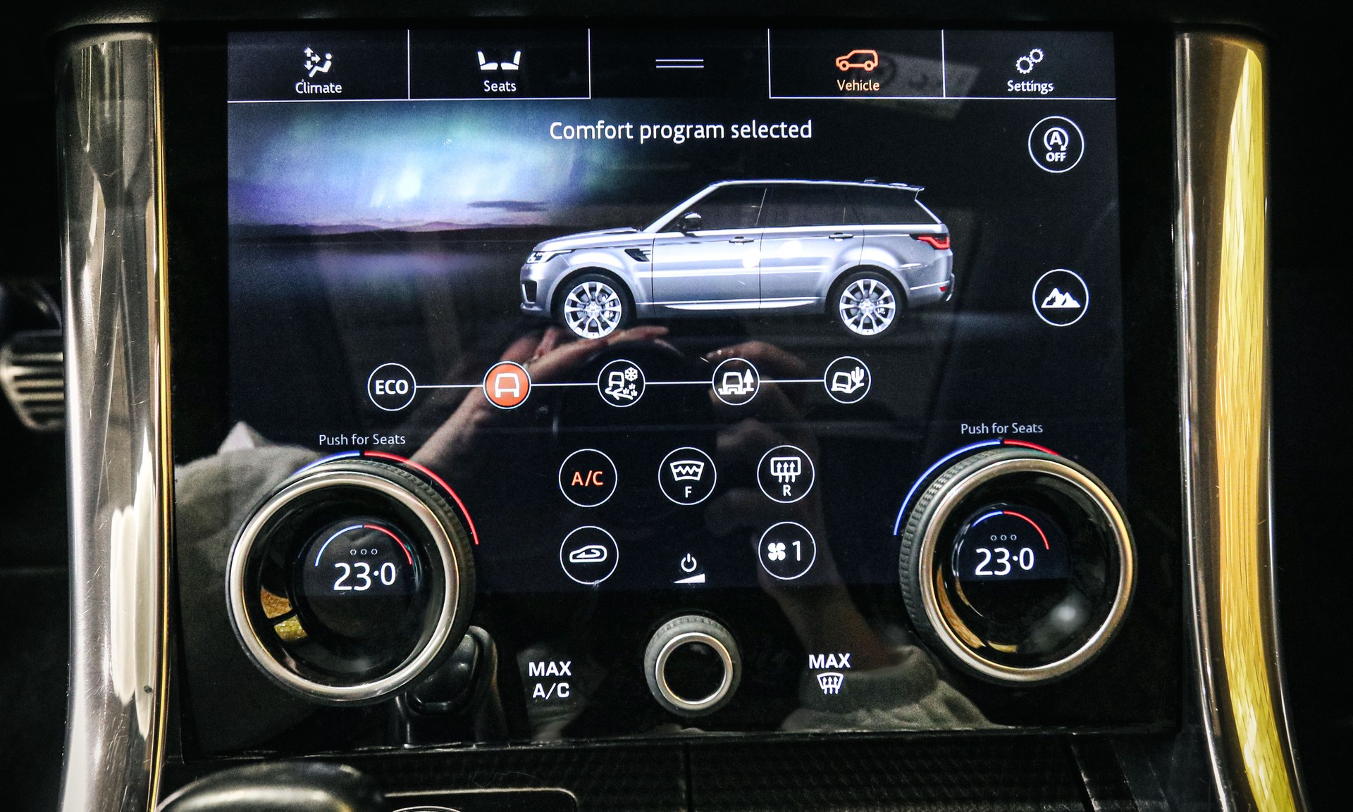 LAND ROVER Range Rover Sport 3.0 V6 S/C HSE Dynamic Automatic-image-17