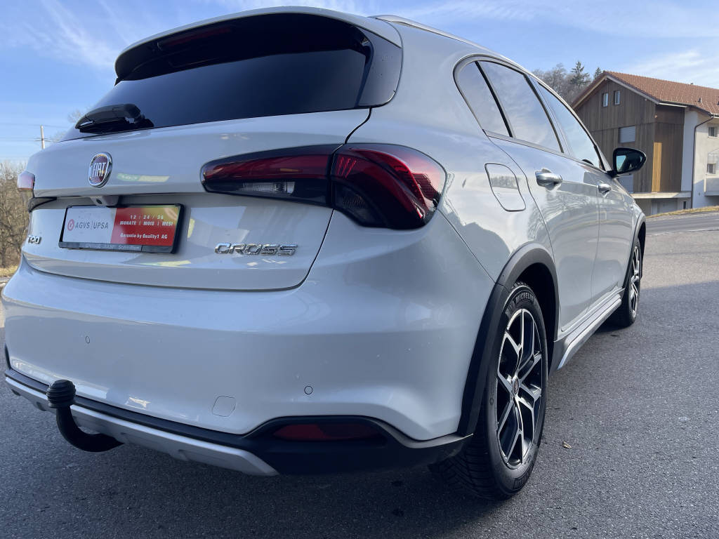 FIAT Tipo 1.0 T3 Cross-showroom-element-3