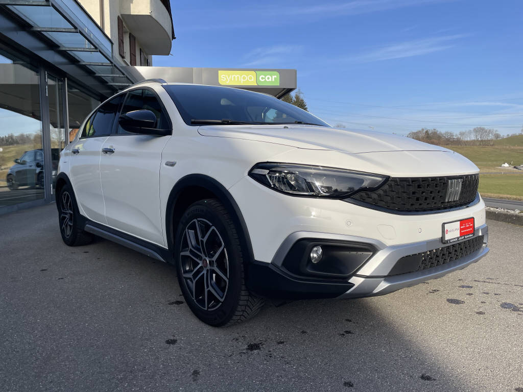 FIAT Tipo 1.0 T3 Cross-showroom-element-1
