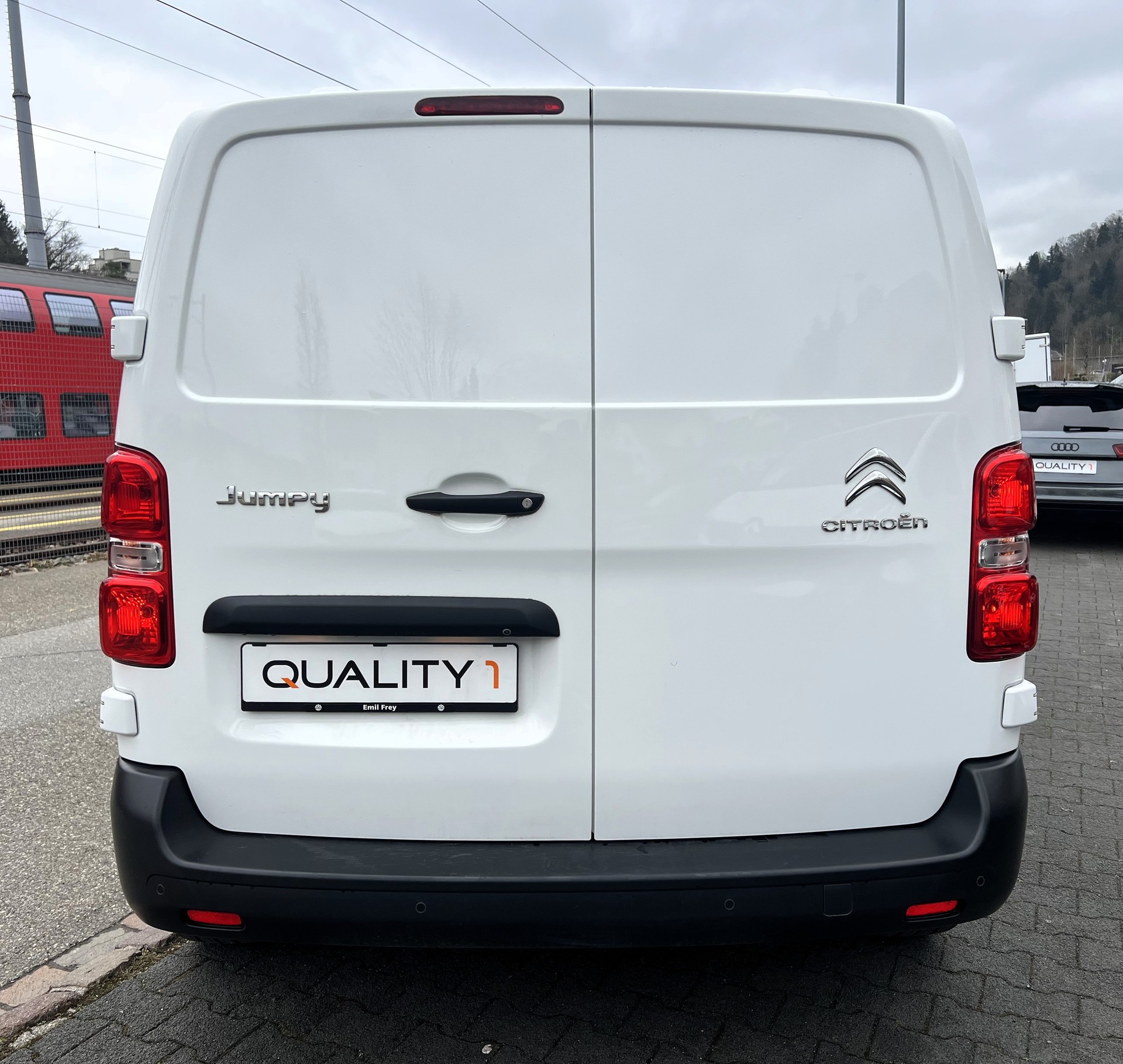 CITROEN Jumpy 2.0 BlueHDi 120 XL Club-image-4