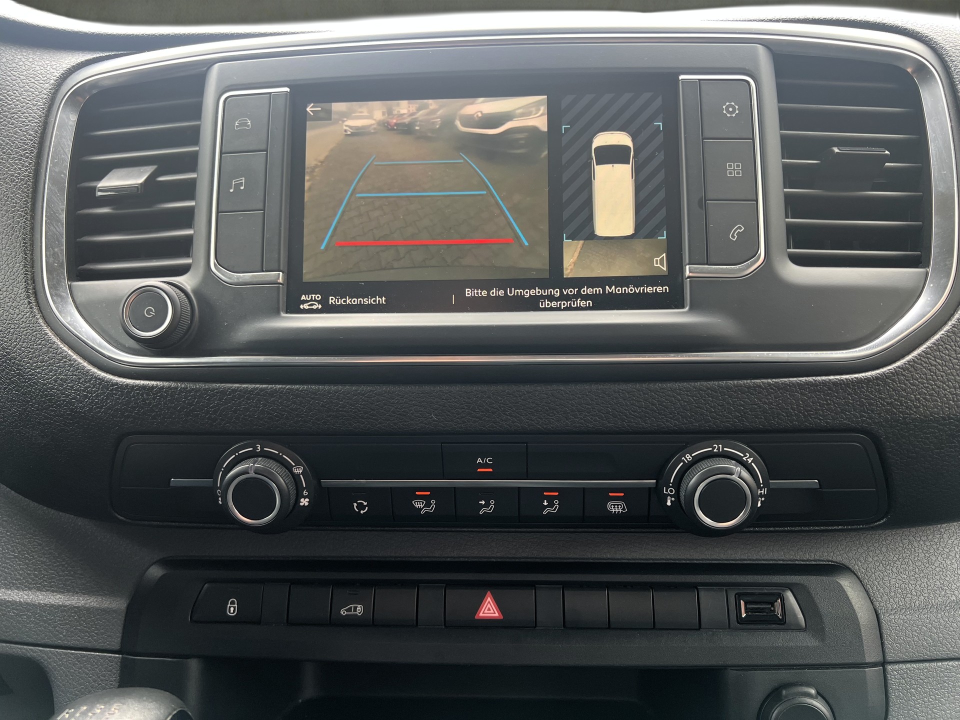 CITROEN Jumpy 2.0 BlueHDi 120 XL Club-image-15