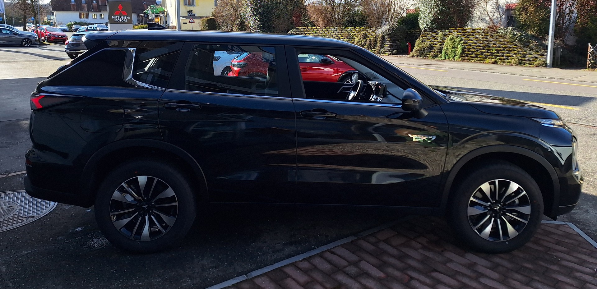 MITSUBISHI Outlander PHEV Inform Helvetia (135)-image-3