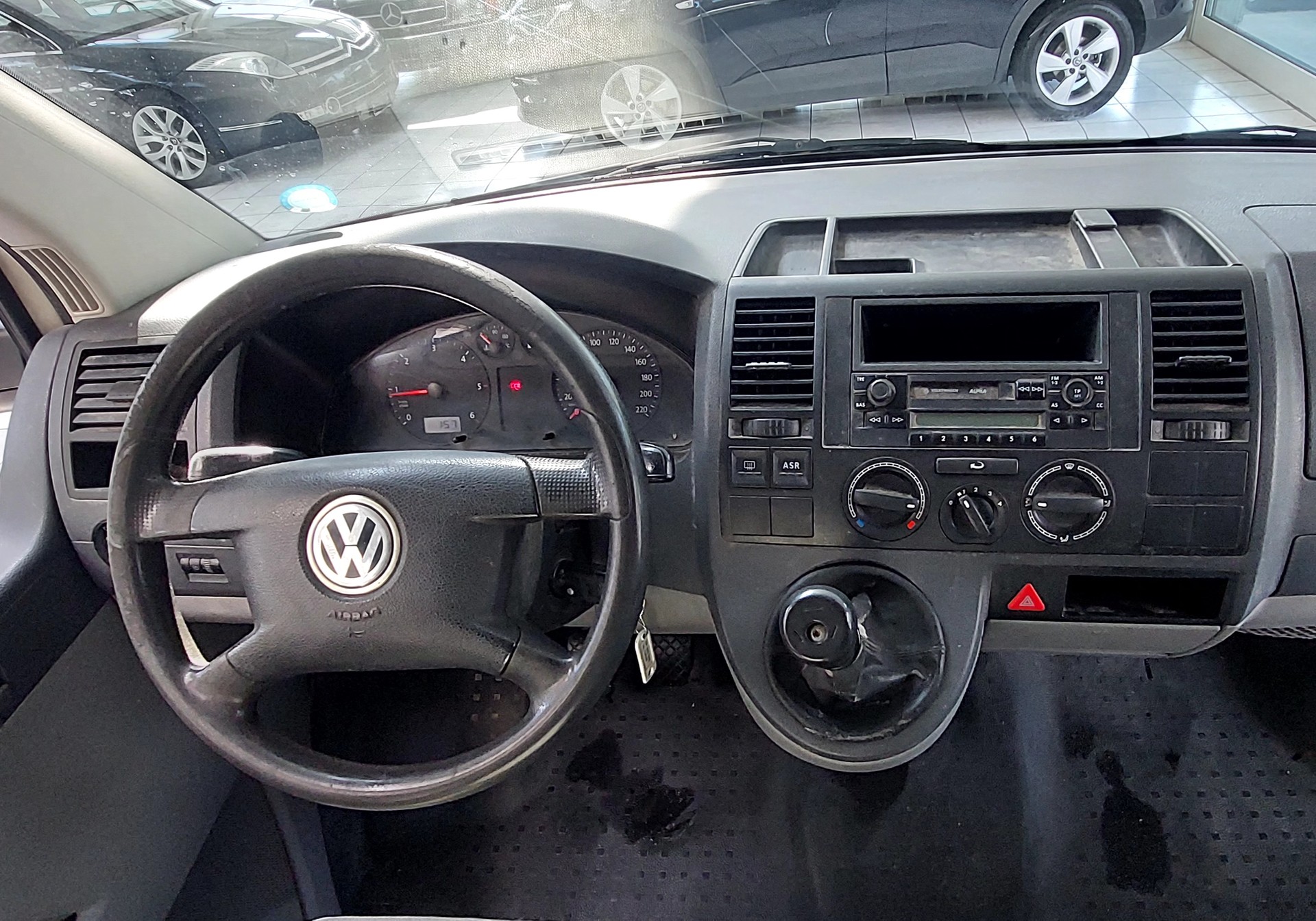 VW T5 1.9 TDI PD-image-6