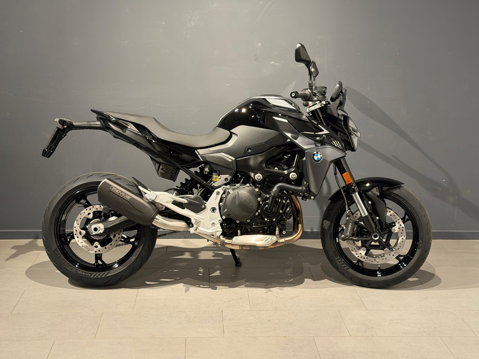 BMW F 900 R A2 (35kW) "Youngster"
