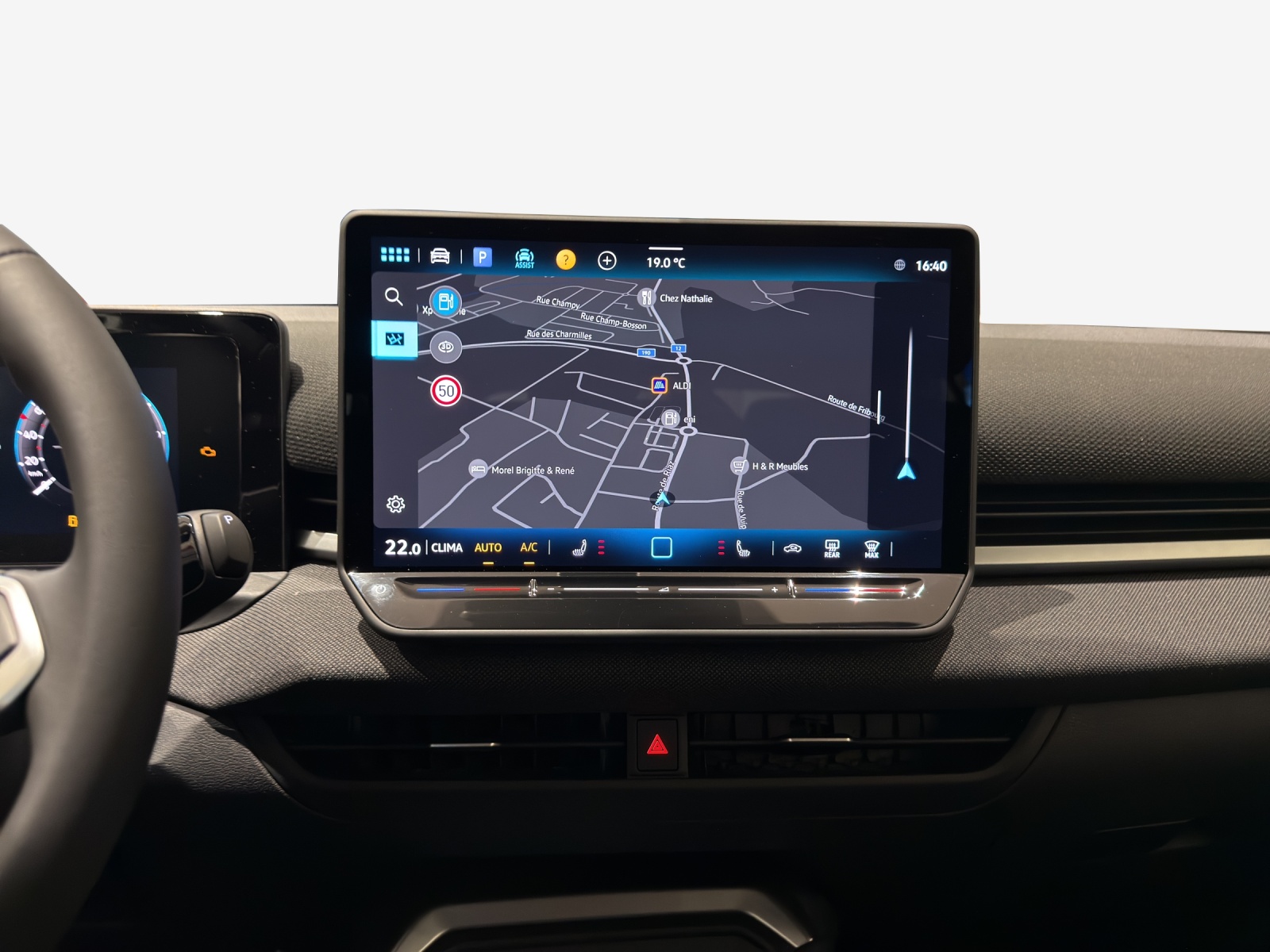 VW T-Roc 1.5 eTSI mHEV Life DSG-image-10