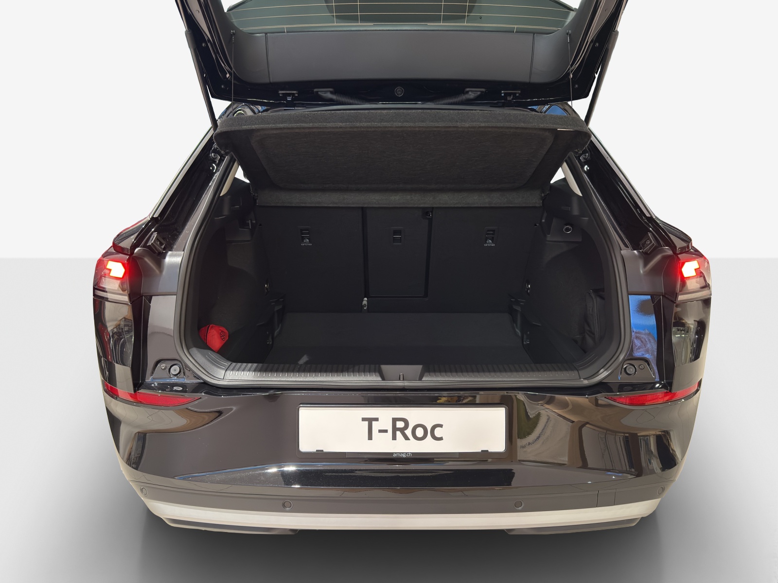 VW T-Roc 1.5 eTSI mHEV Life DSG-image-12