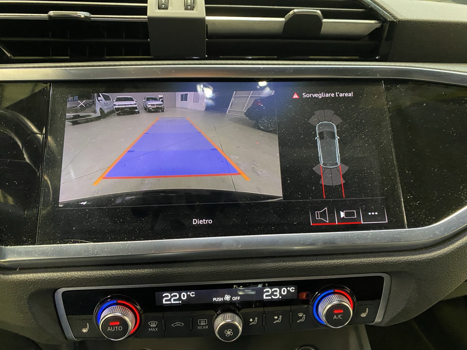 AUDI Q3 40 TDI advanced quattro S-tronic-image-14