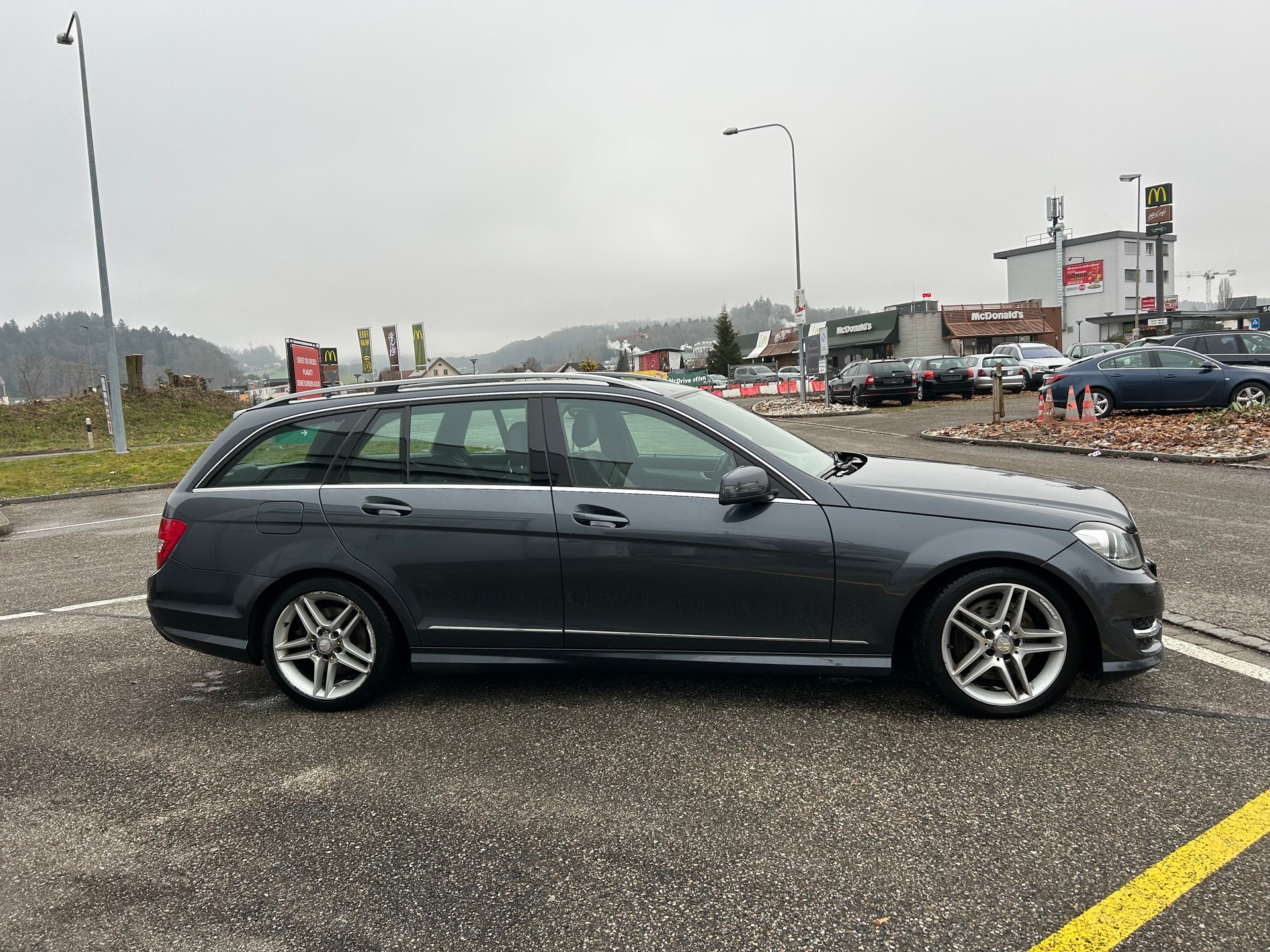 MERCEDES-BENZ C 300 CDI Avantgarde 4Matic 7G-Tronic-image-4
