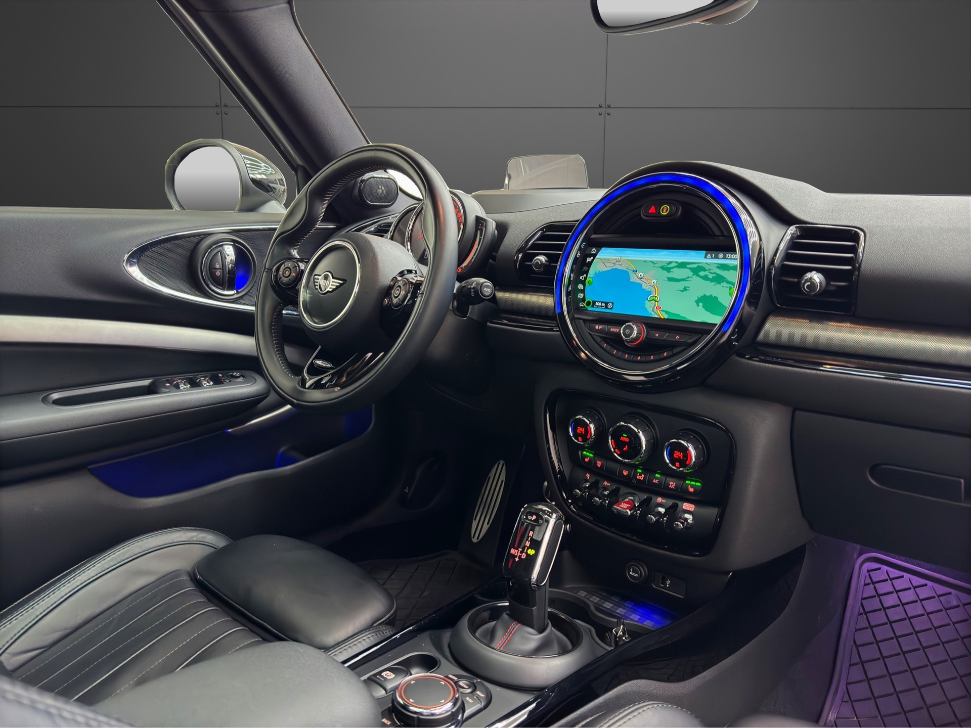 MINI Clubman Cooper SD ALL4 Steptronic-image-12