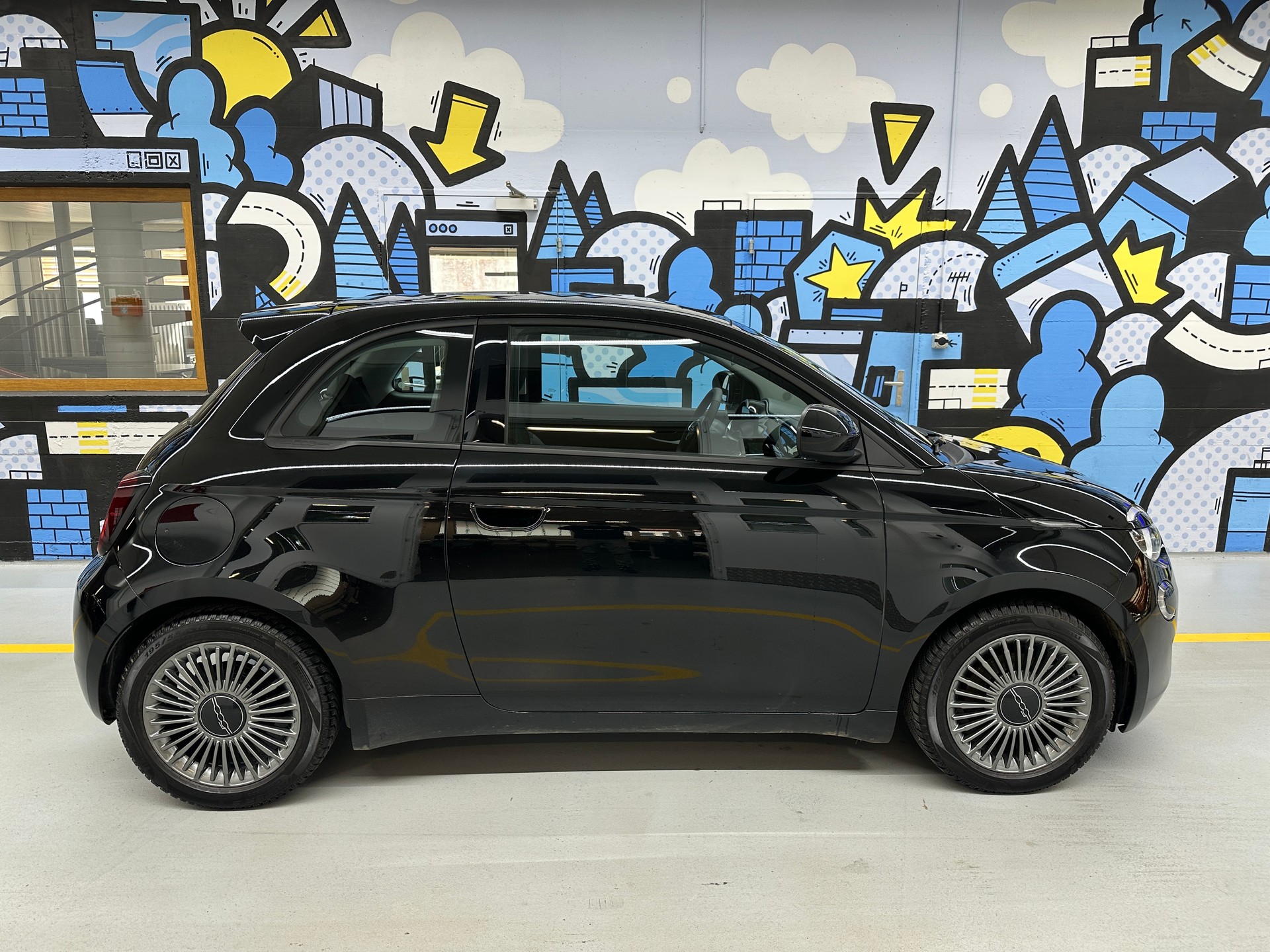 FIAT 500 electric 87 kW Icon-image-2