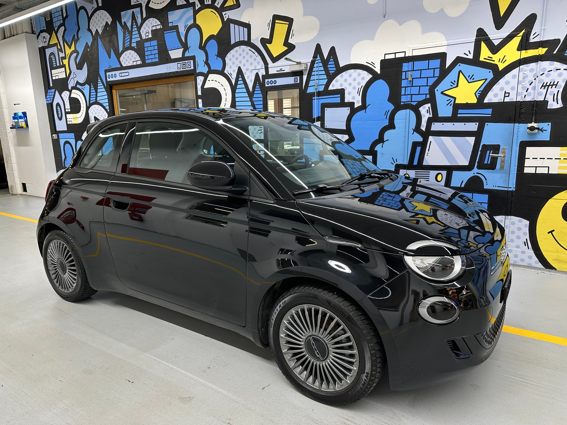 FIAT 500 electric 87 kW Icon-image-0