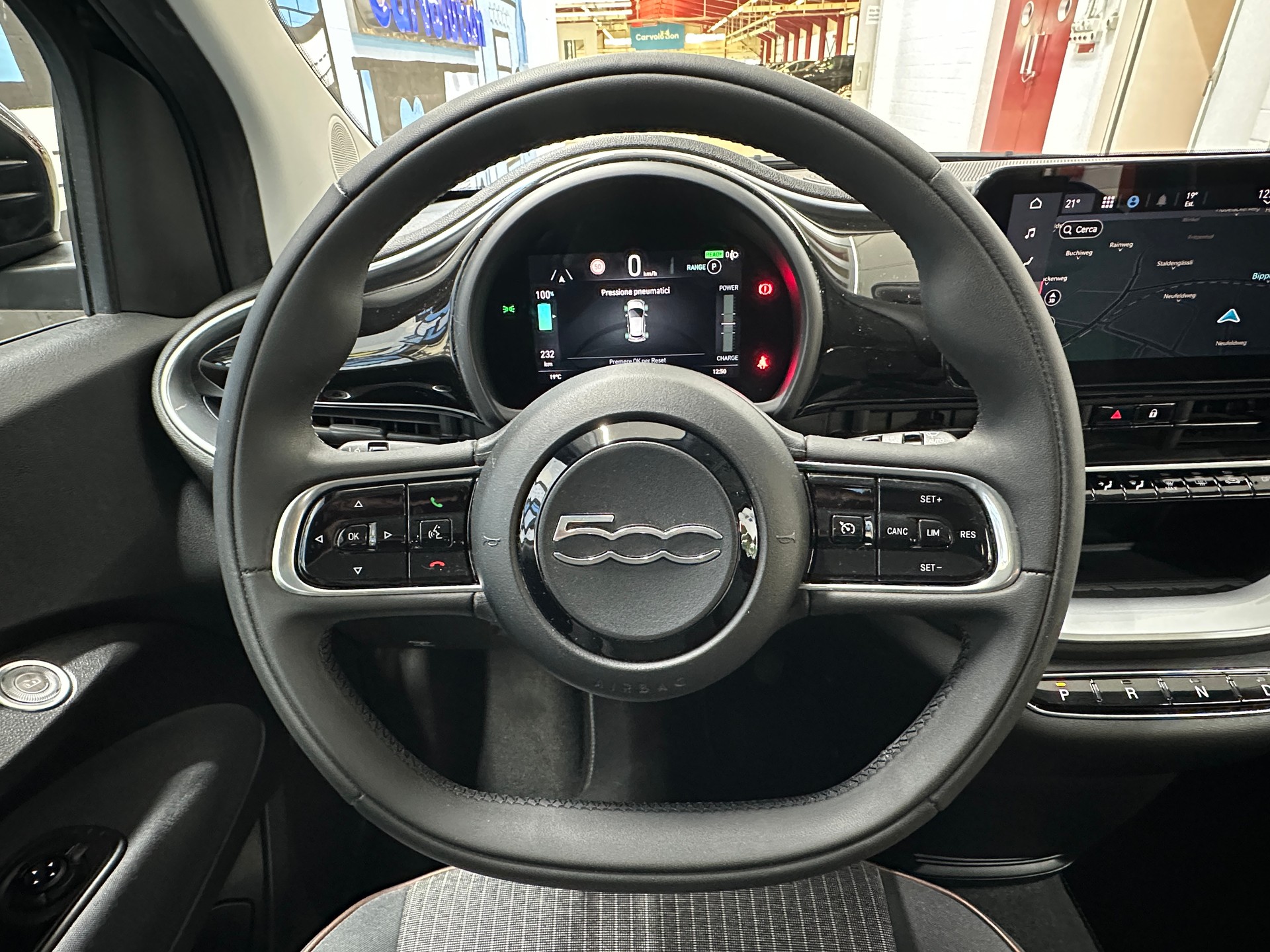 FIAT 500 electric 87 kW Icon-image-10