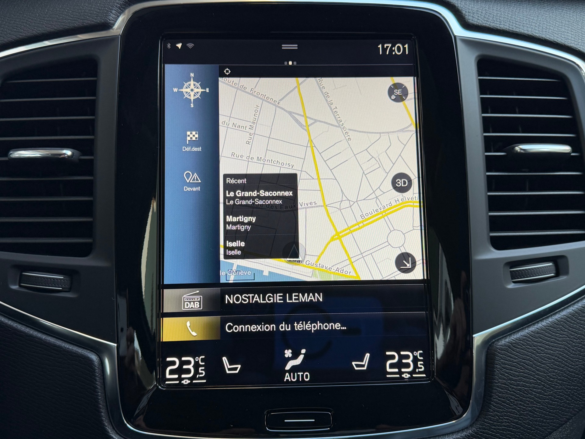 VOLVO XC90 D5 AWD Momentum Geartronic-image-12