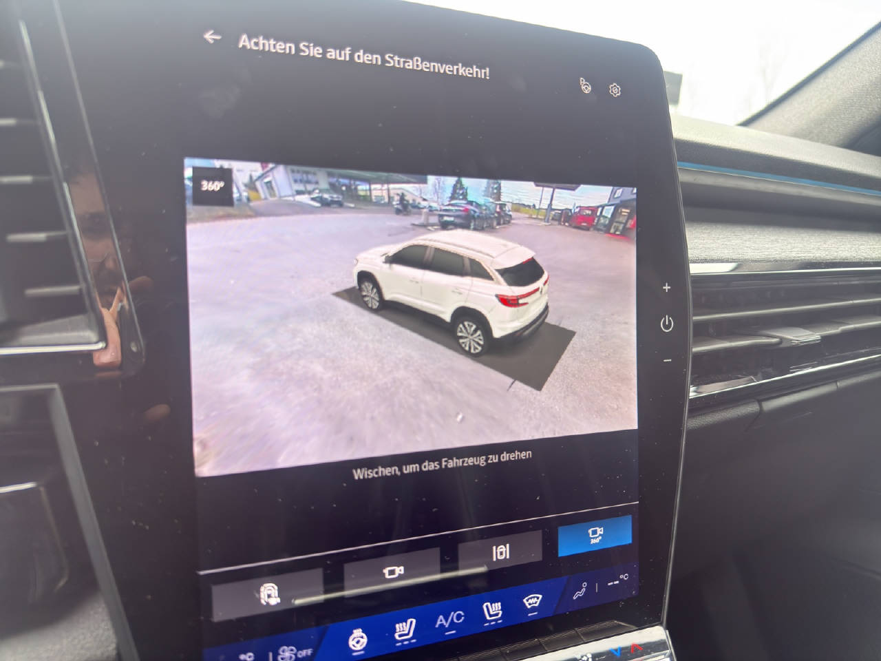 RENAULT Austral 1.2 E-Tech techno-image-9