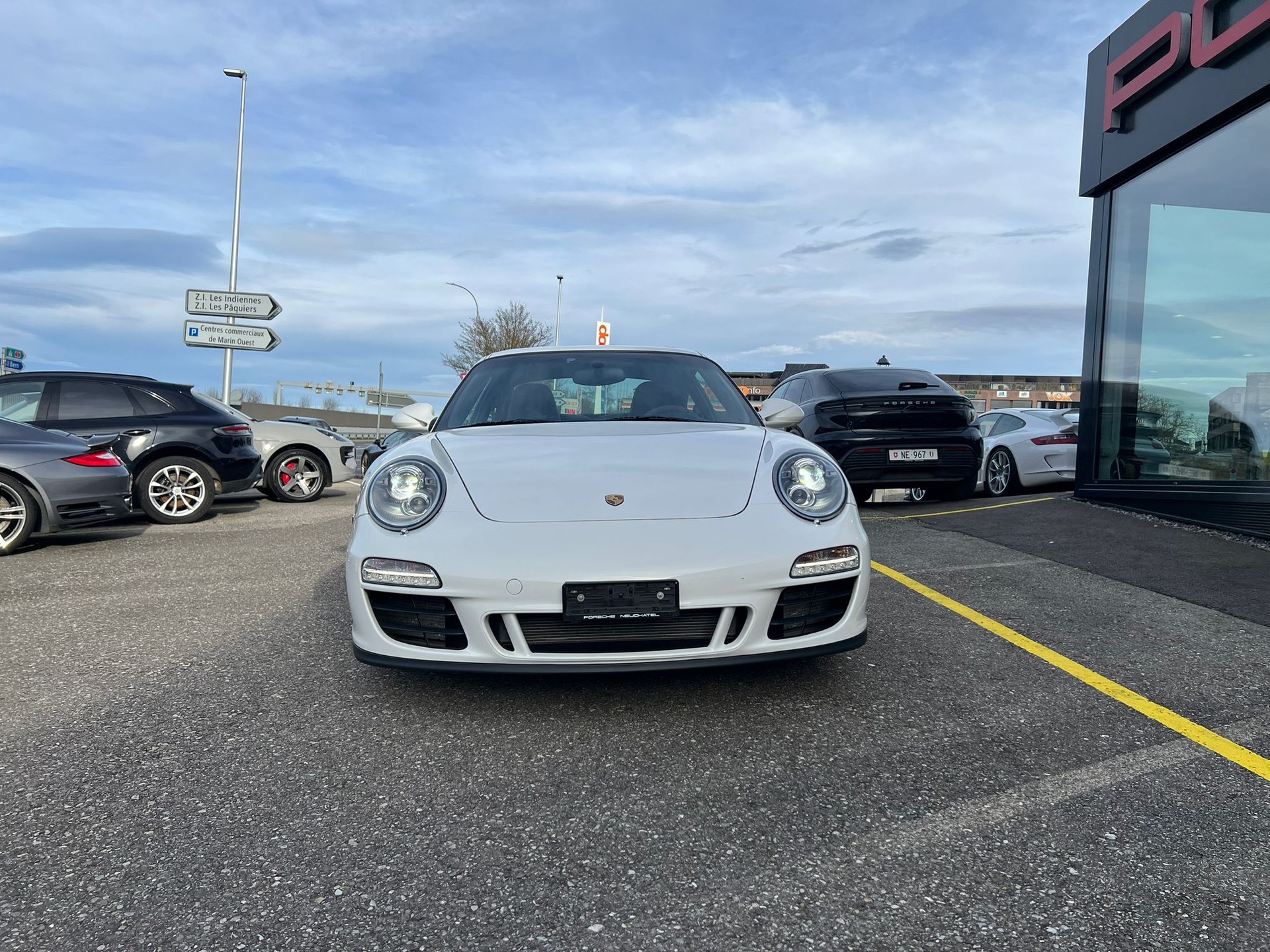 PORSCHE 911 Carrera GTS PDK-showroom-element-3