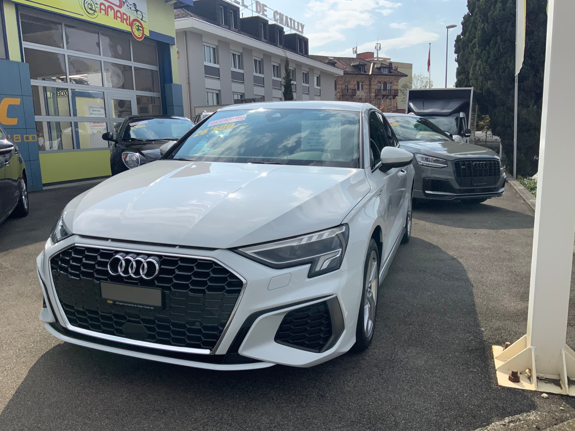 AUDI A3 Sportback 40 TFSI e S line S-tronic-image-2