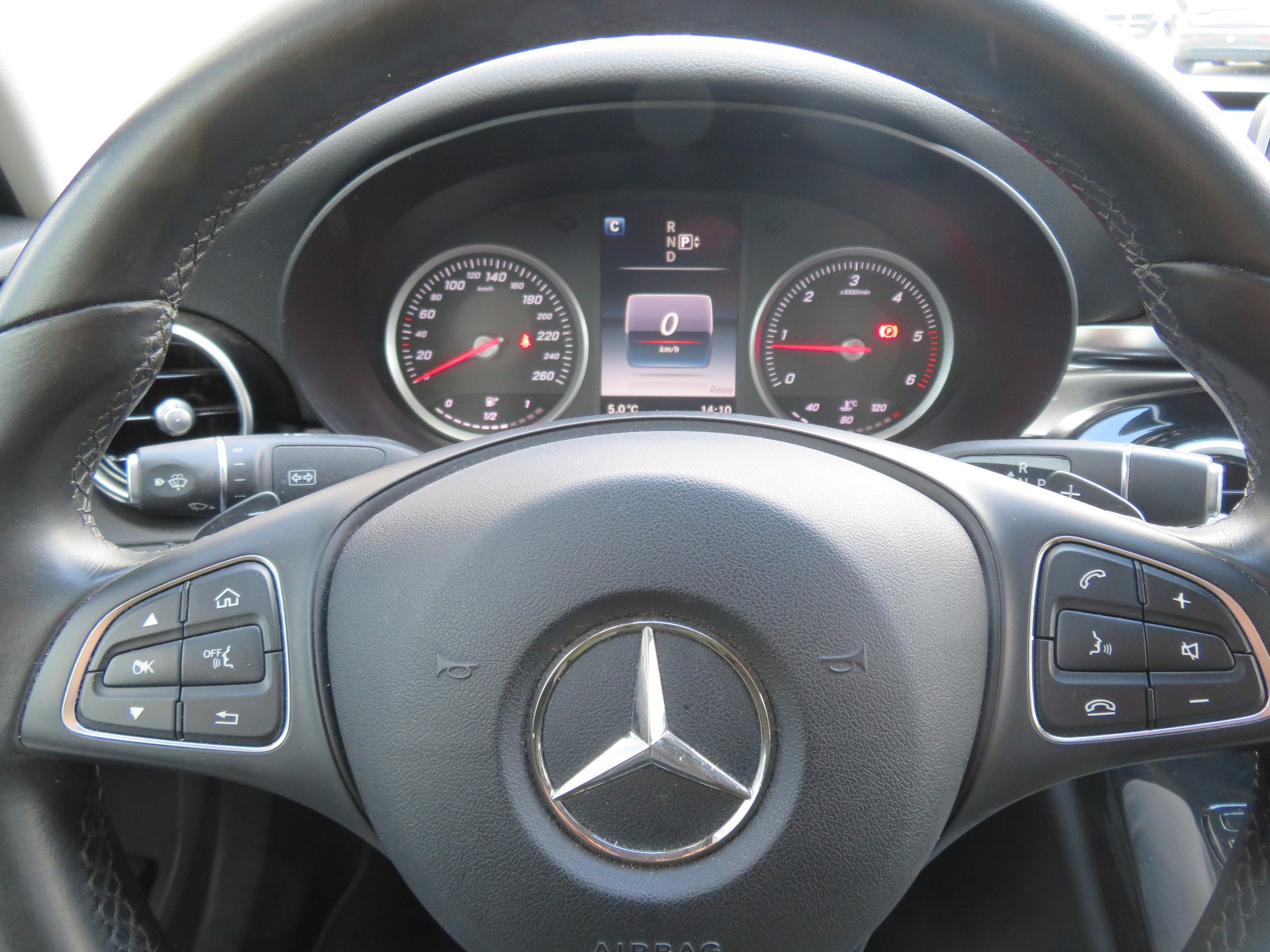 MERCEDES-BENZ C 220 BlueTEC Avantgarde 7G-Tronic-image-6