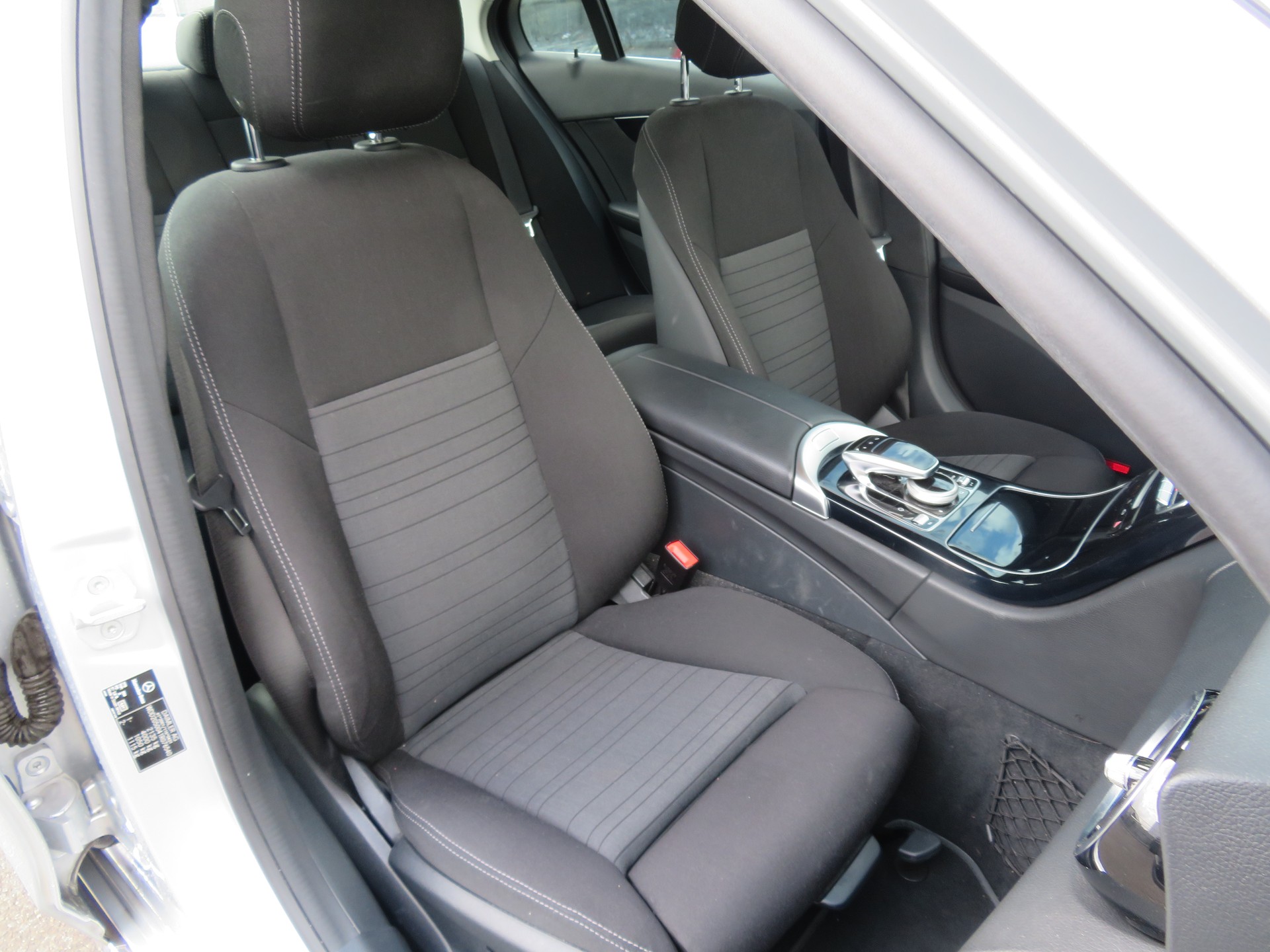 MERCEDES-BENZ C 220 BlueTEC Avantgarde 7G-Tronic-image-8