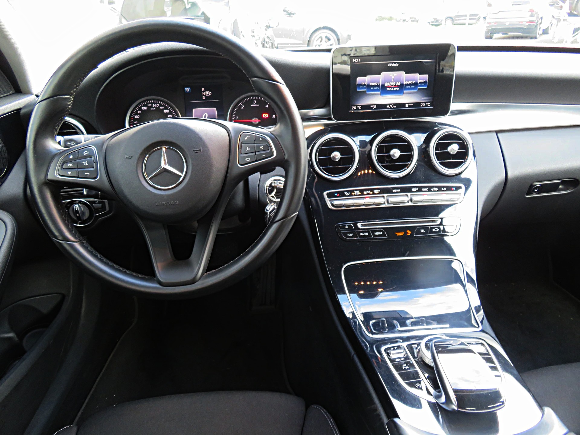 MERCEDES-BENZ C 220 BlueTEC Avantgarde 7G-Tronic-image-4