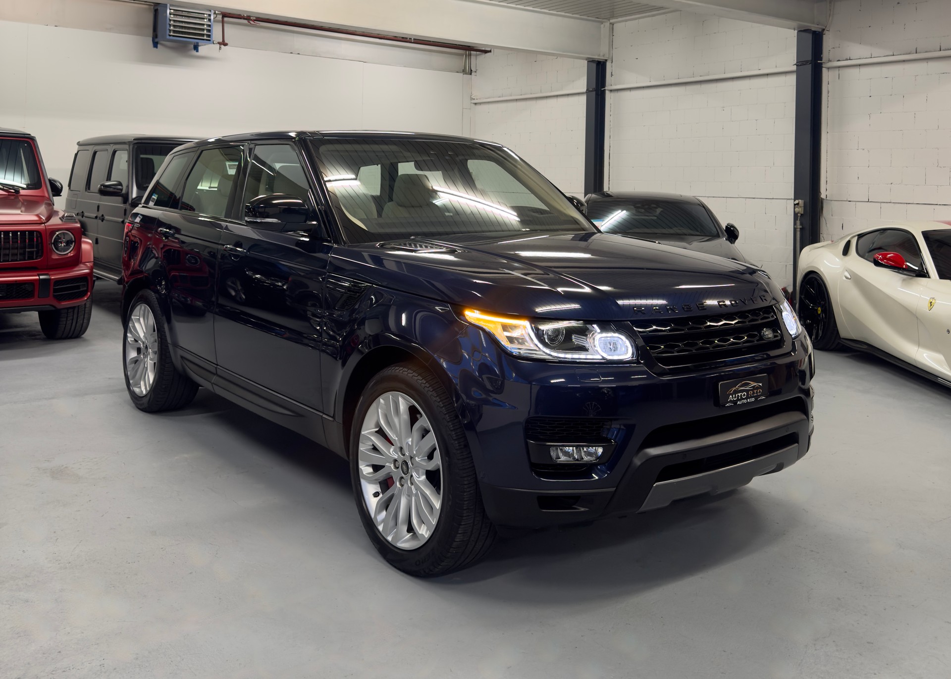 LAND ROVER Range Rover Sport 3.0 SDV6 HSE Automatic-image-0