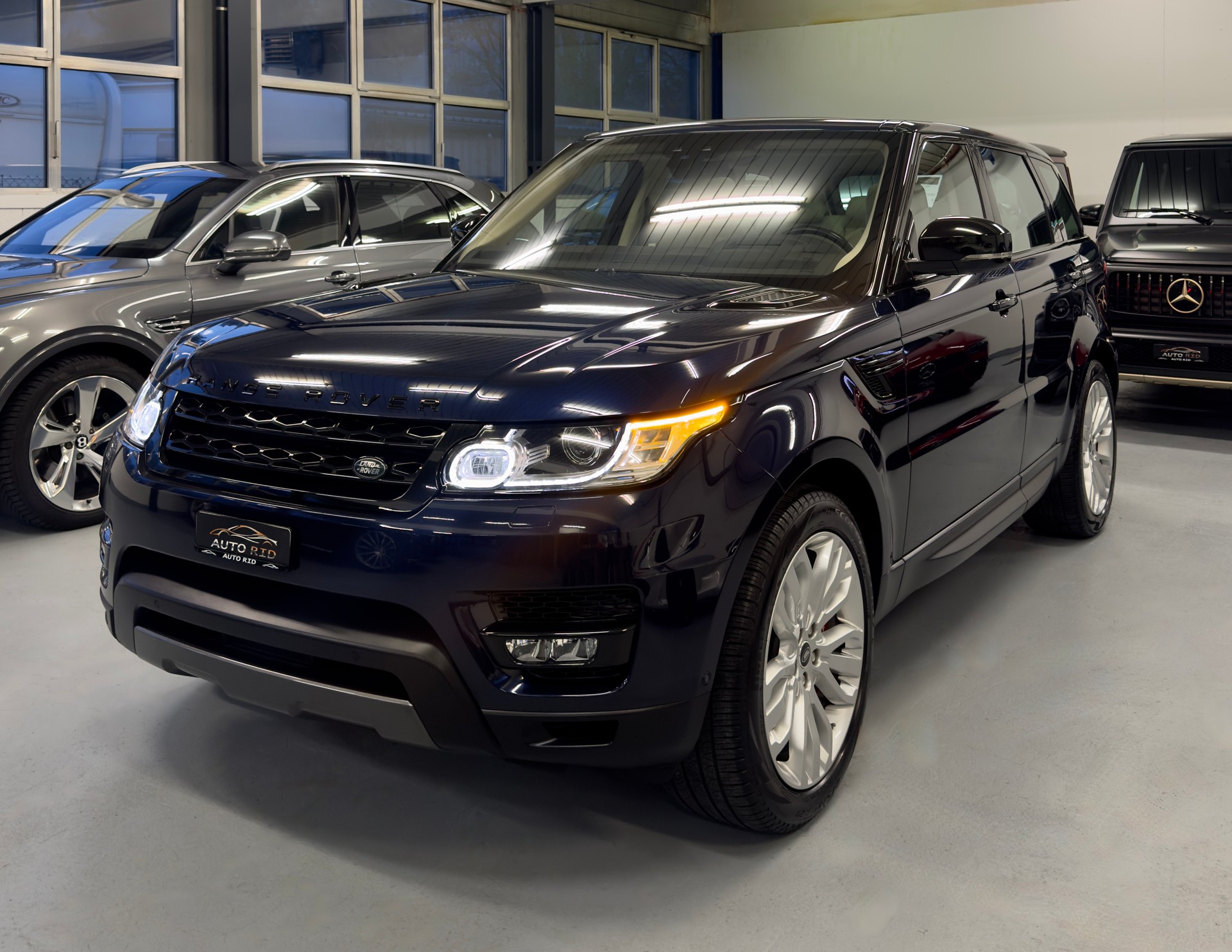 LAND ROVER Range Rover Sport 3.0 SDV6 HSE Automatic-image-2