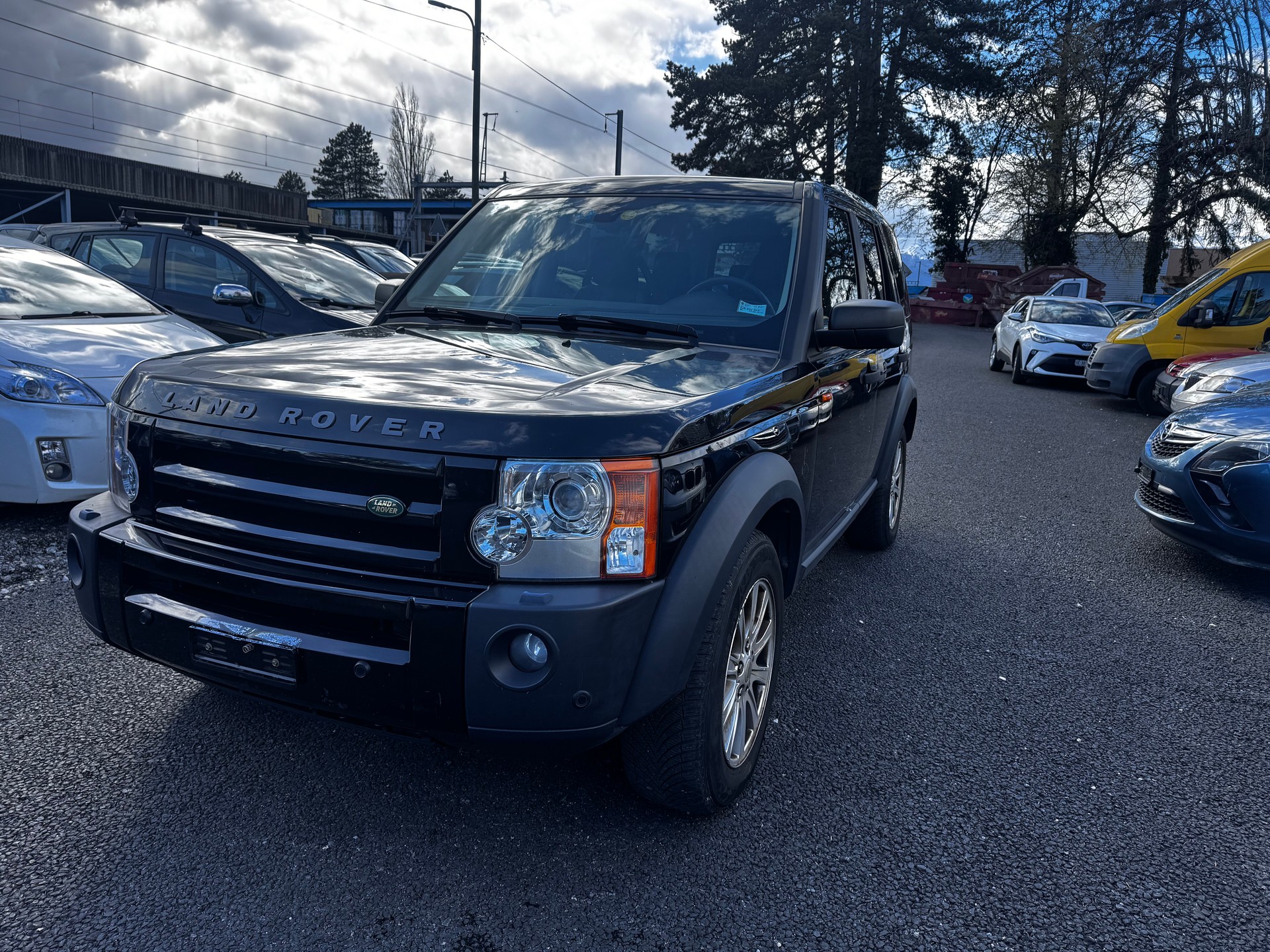LAND ROVER Discovery 2.7d V6 SE