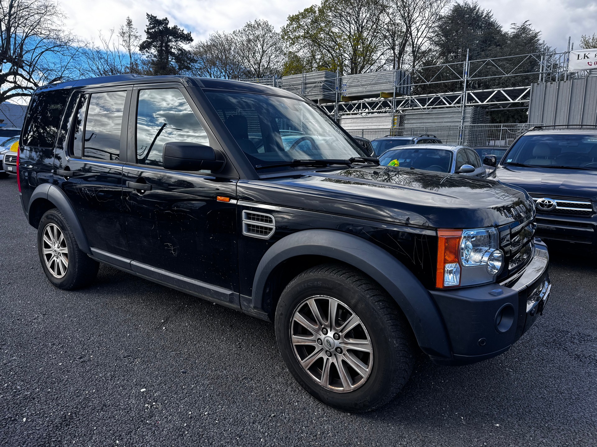 LAND ROVER Discovery 2.7d V6 SE-image-1