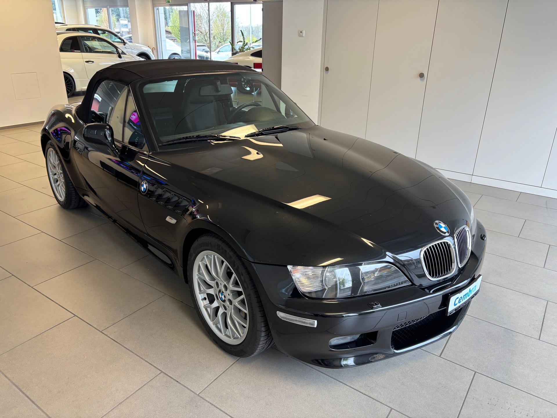 BMW Z3 3.0i Roadster Sport Edition-showroom-element-1