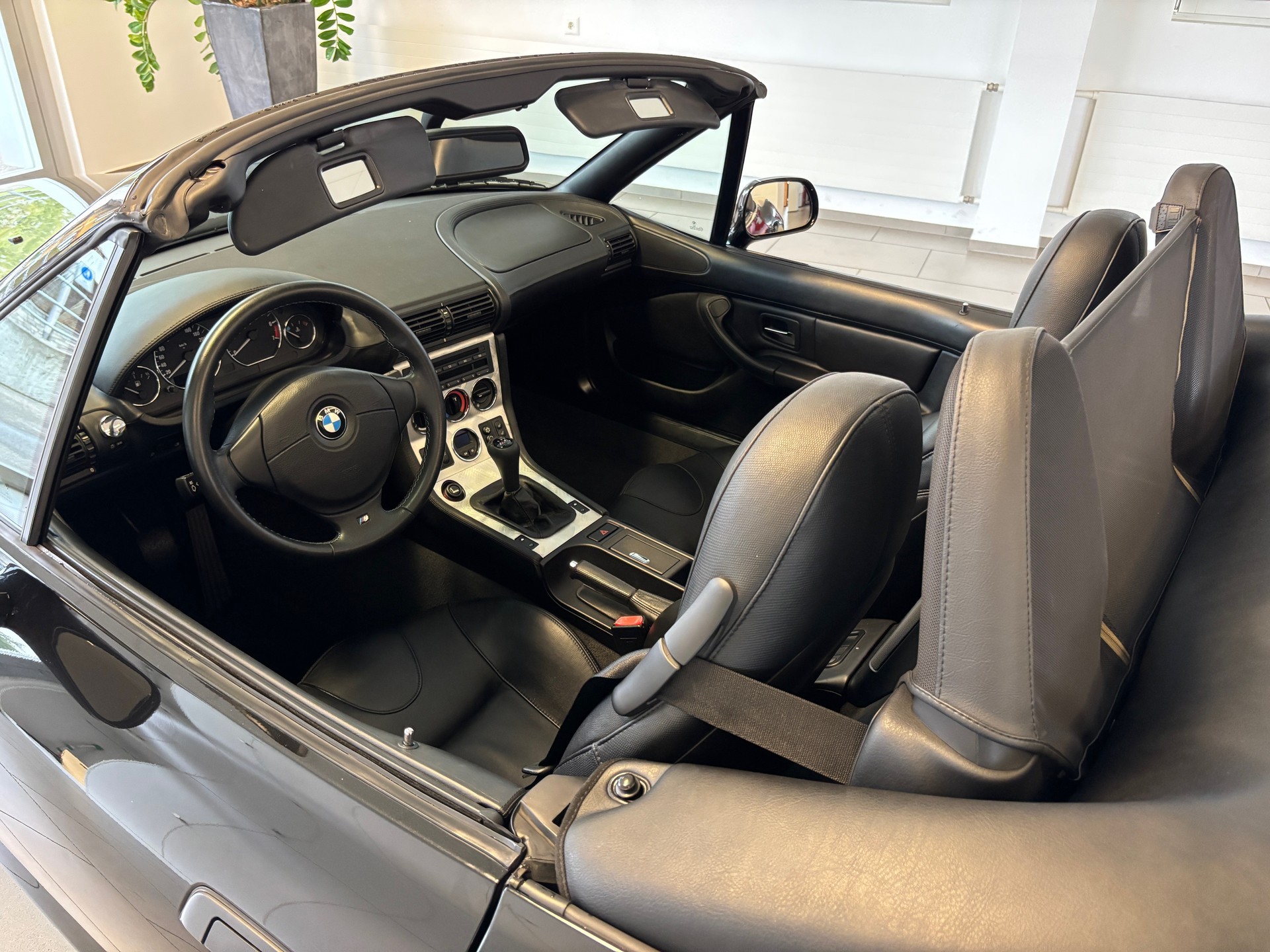 BMW Z3 3.0i Roadster Sport Edition-image-17
