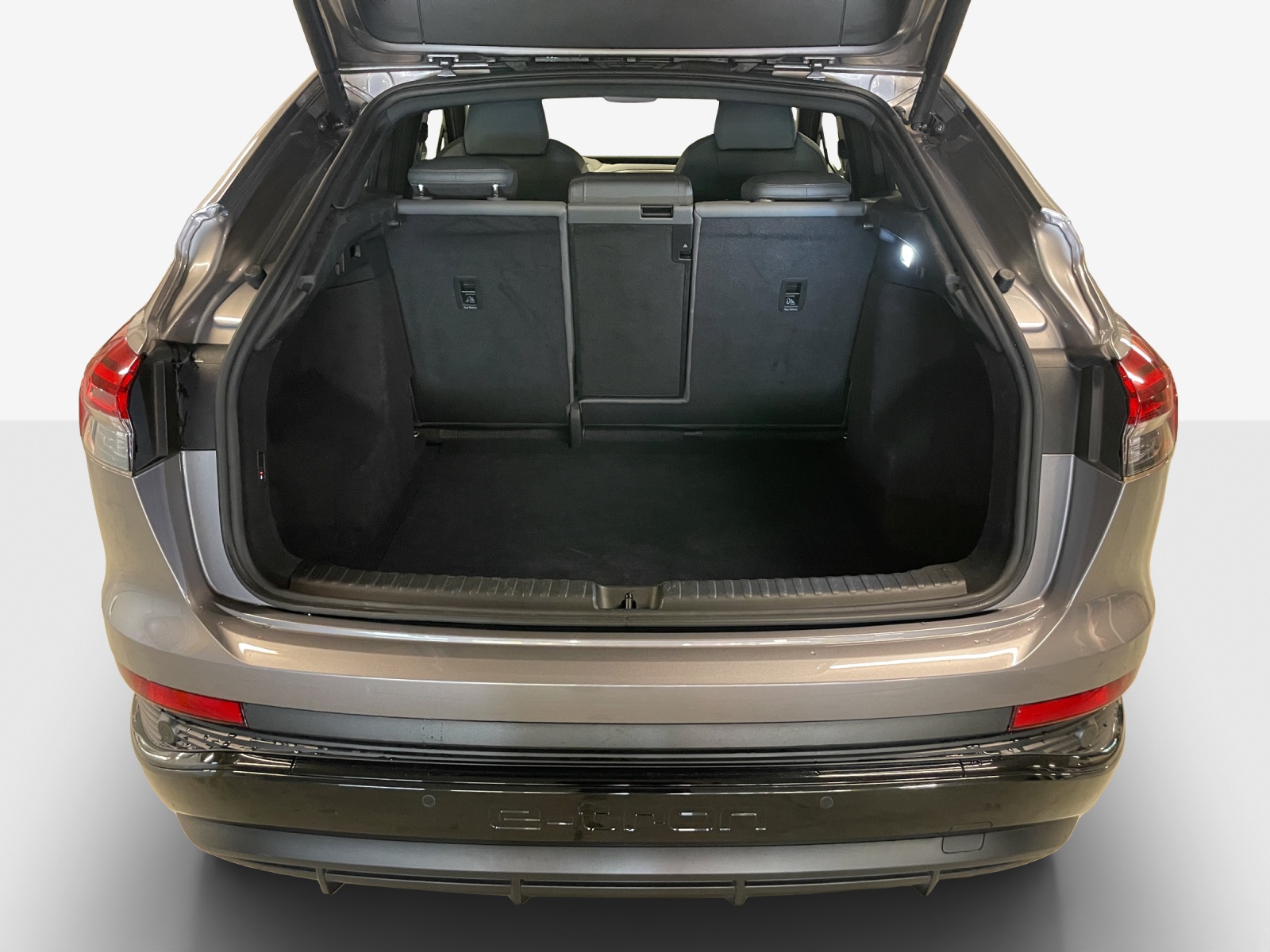 AUDI Q4 Sportback e-tron 50 quattro-image-12