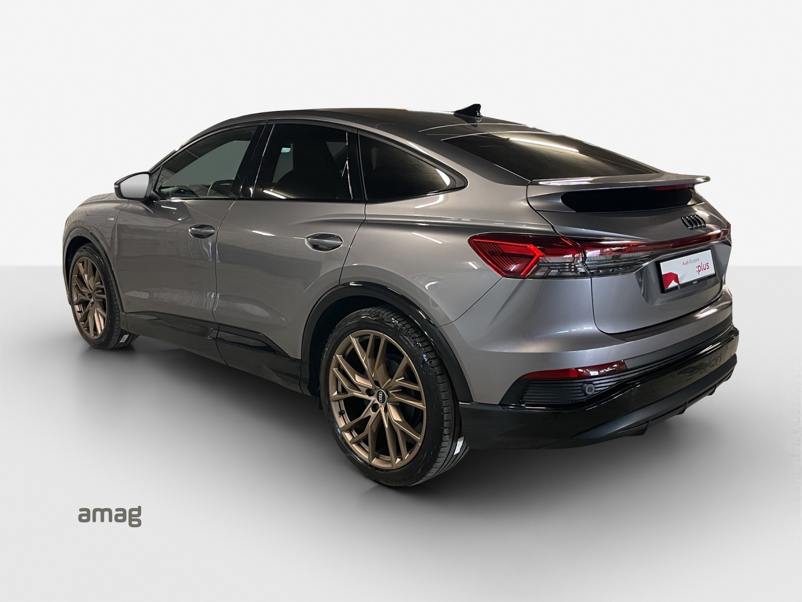 AUDI Q4 Sportback e-tron 50 quattro-image-2