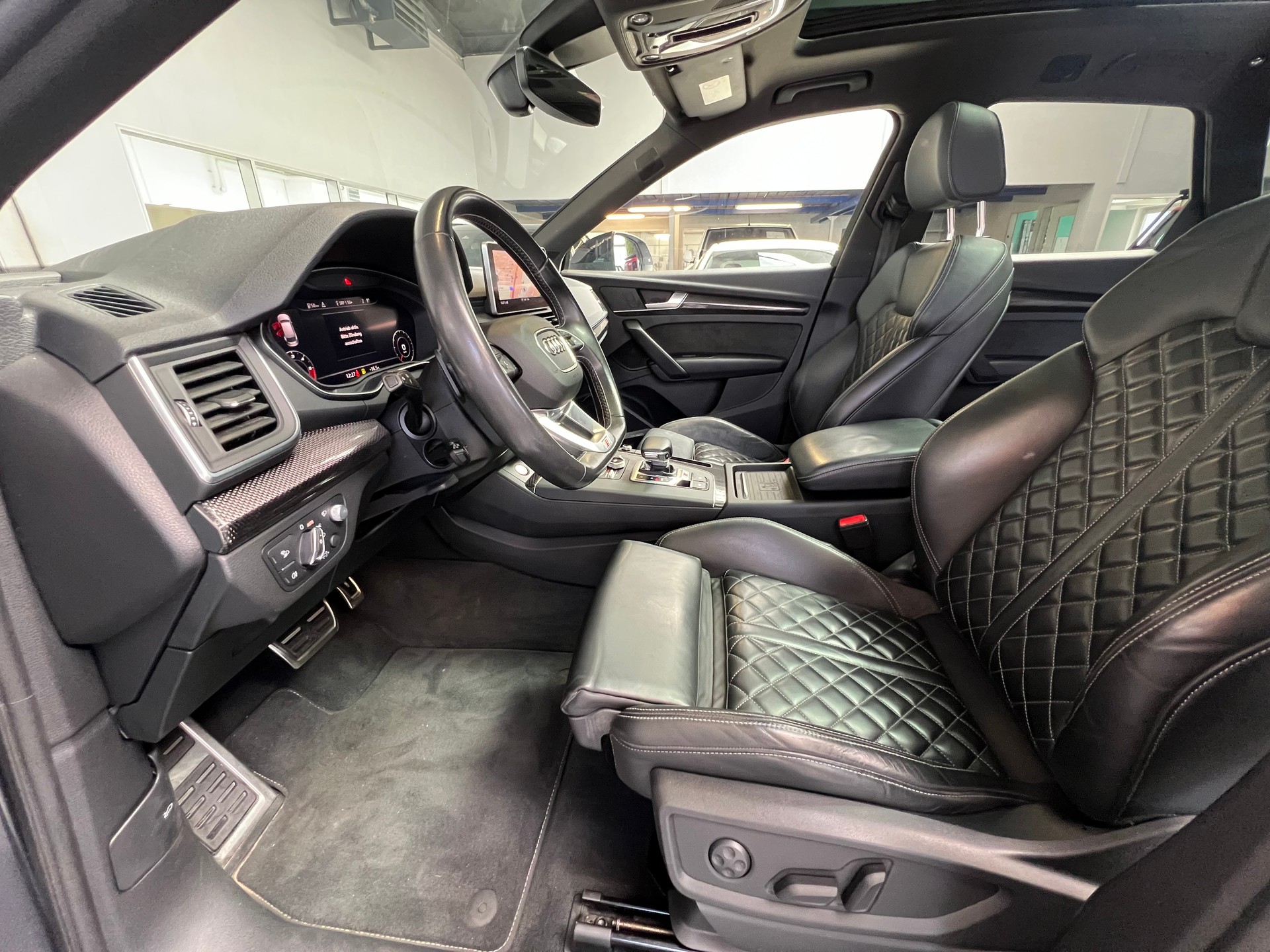 AUDI SQ5 TDI quattro tiptronic-image-9