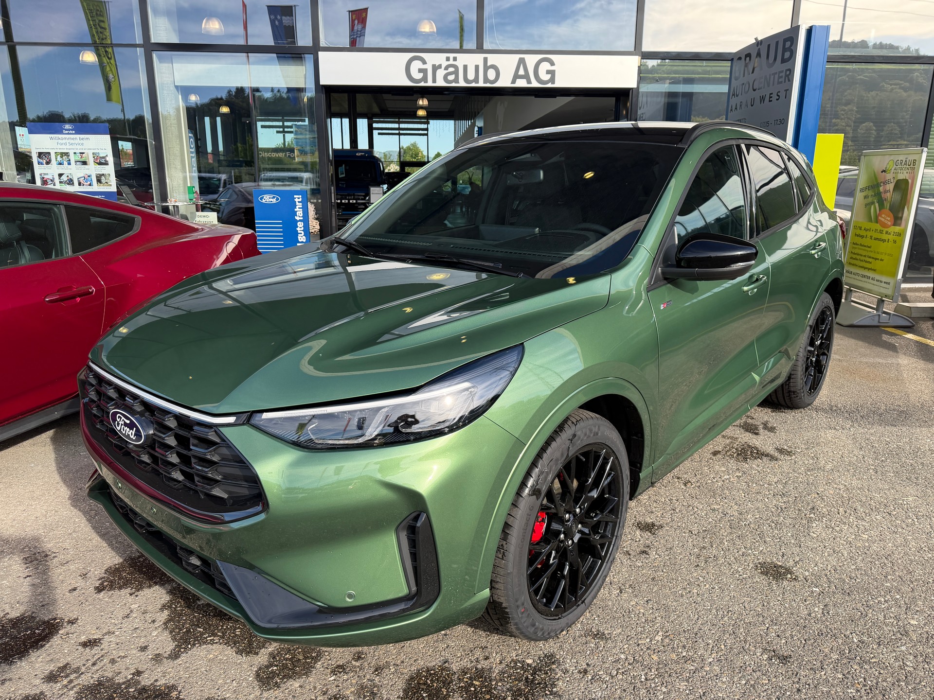 FORD Kuga 2.5 FHEV ST-Line X 4WD-image-2