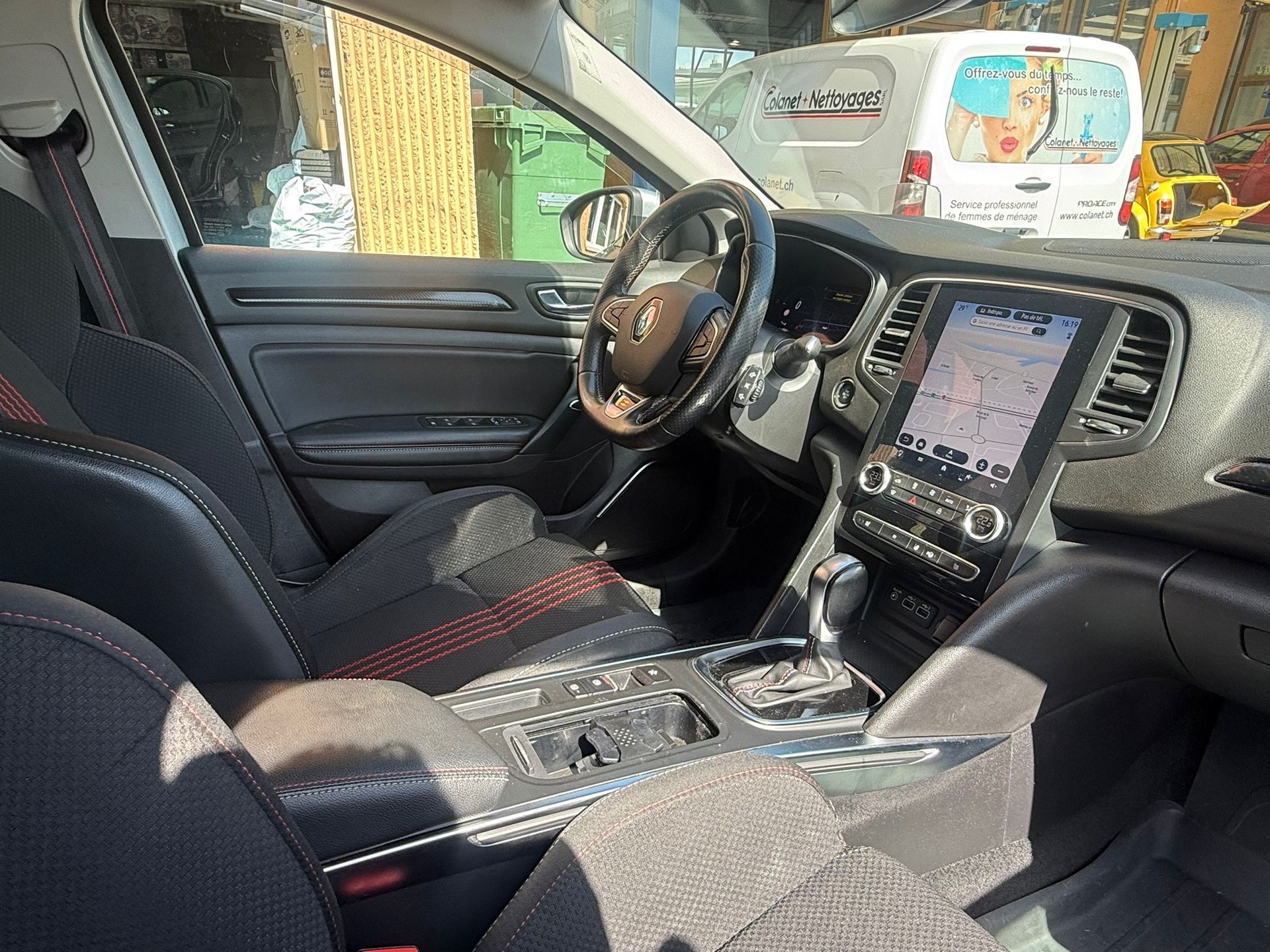 RENAULT Mégane Grandtour 1.6 E-Tech R.S. Line-image-7