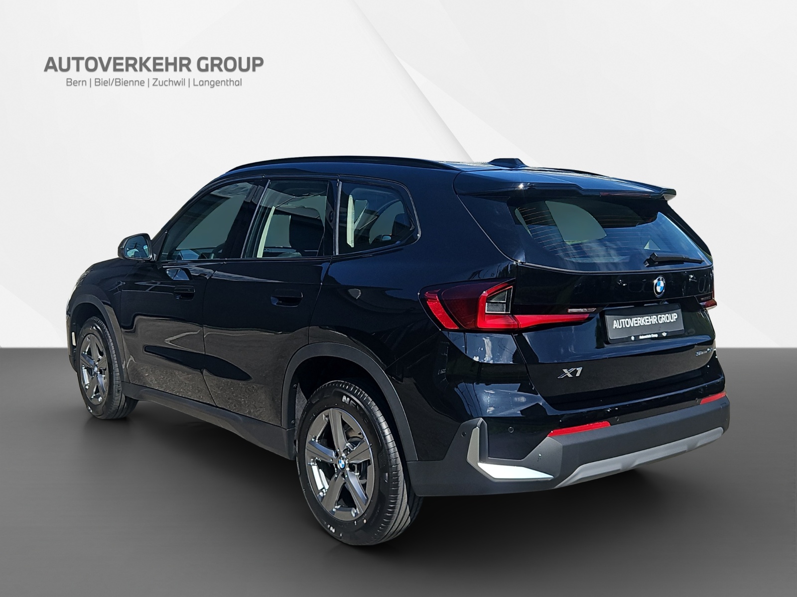 BMW X1 sDrive 18i-image-3