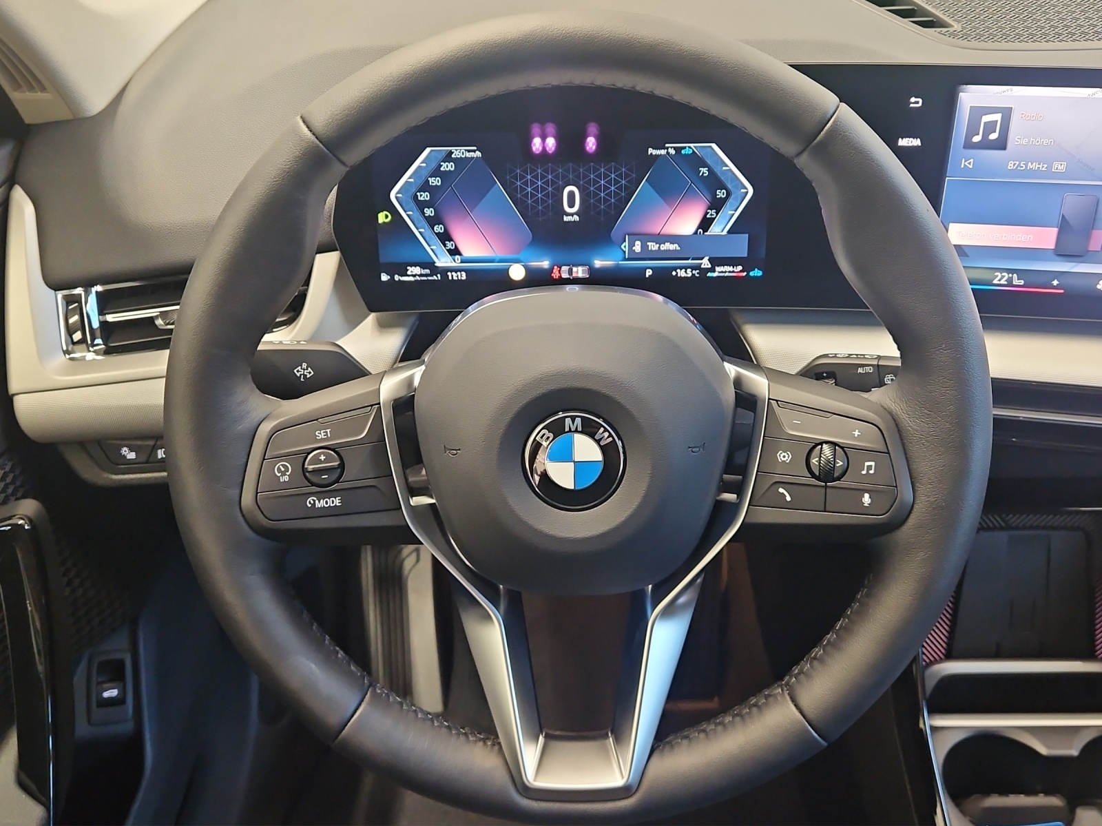 BMW X1 sDrive 18i-image-11