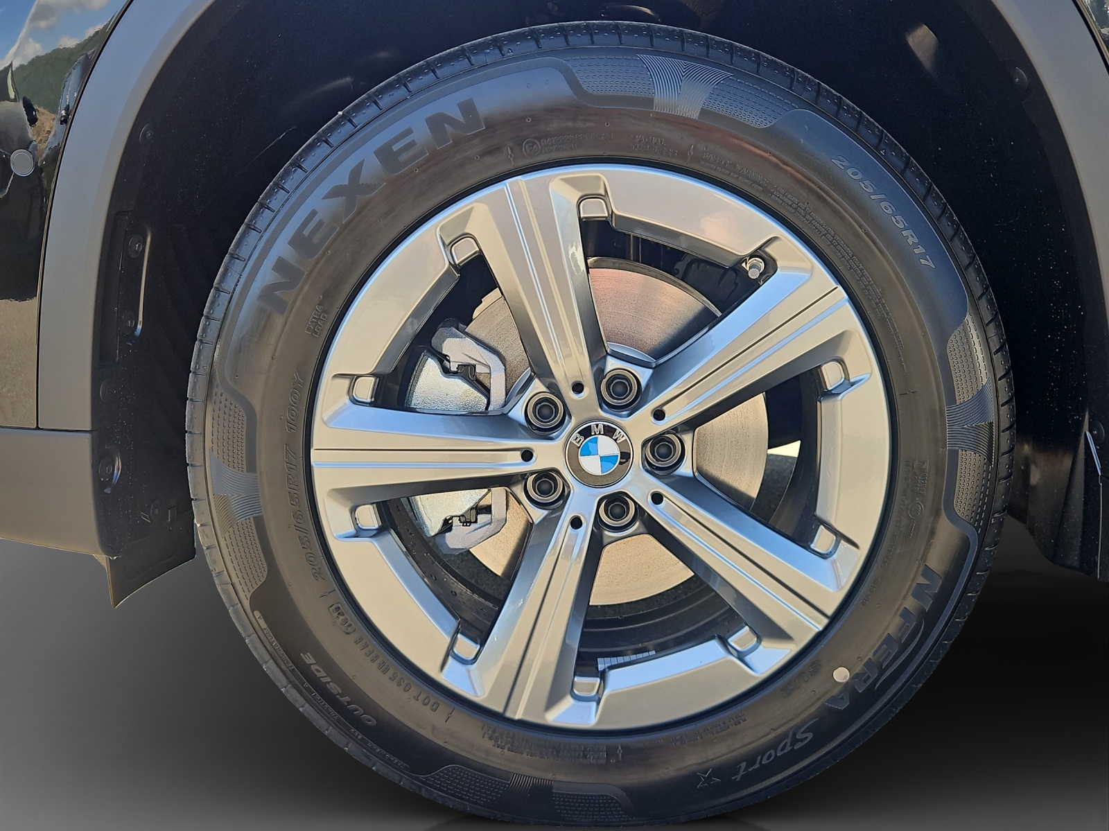 BMW X1 sDrive 18i-image-8