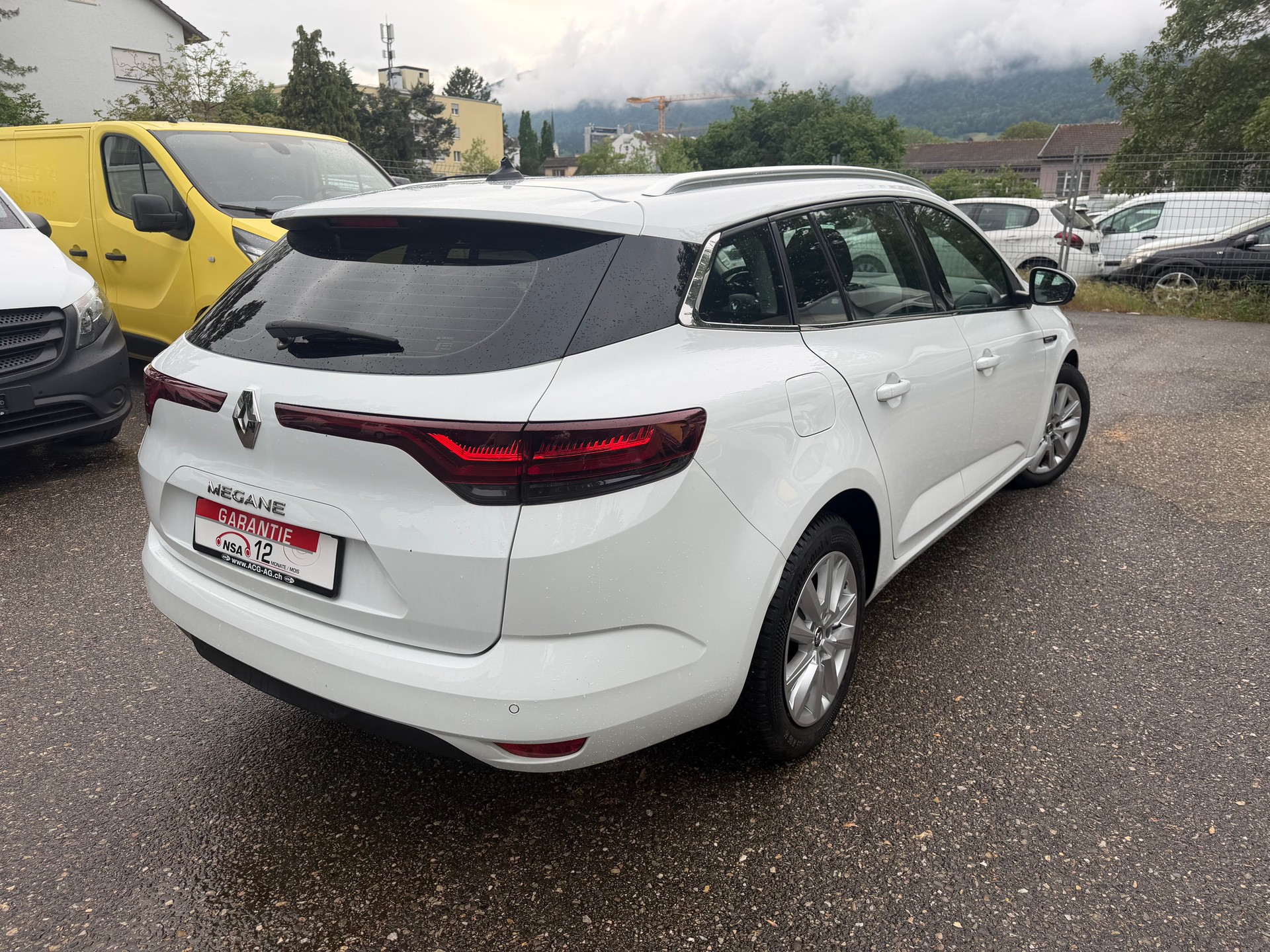 RENAULT Mégane Grandtour 1.5 dCi Zen EDC * Gr. Navi * Klima-auto * PDC V+H * Tempomat * Frisch Ab MFK-image-4