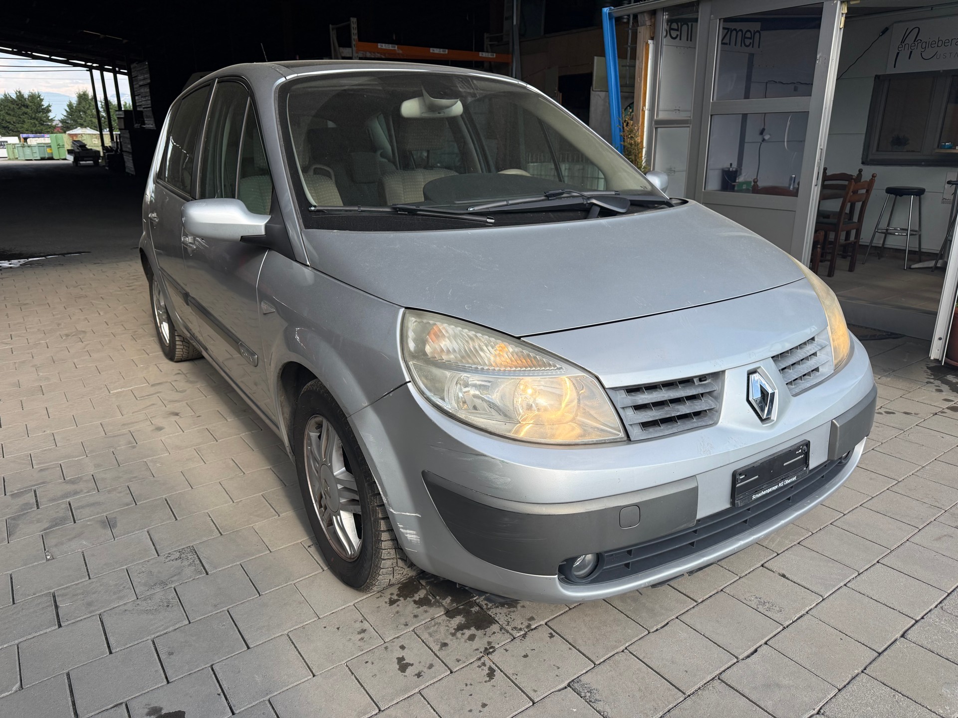 RENAULT Scénic 2.0 16V Dynamique-image-1