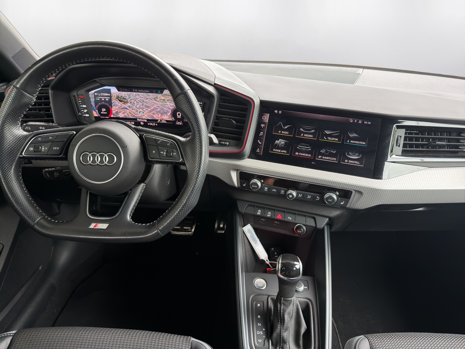 AUDI A1 Sportback 30 TFSI Attraction S-tronic-image-6