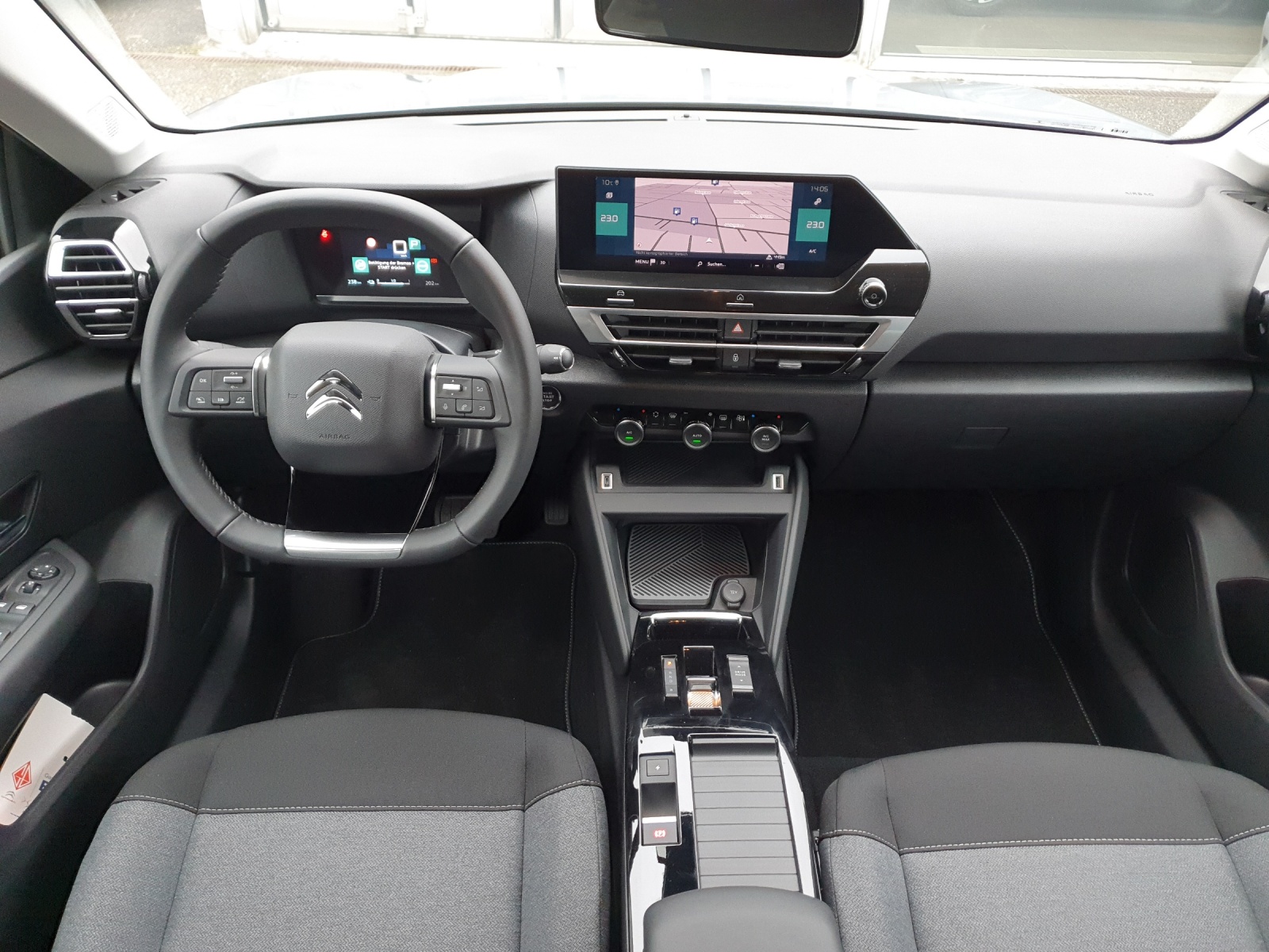 CITROEN C4 Swiss Edition-image-11