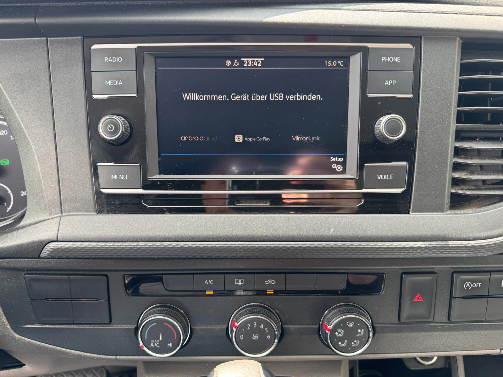 VW T6.1 2.0 TDI Kawa DSG mit 2-Schiebetüren + Klima-image-6