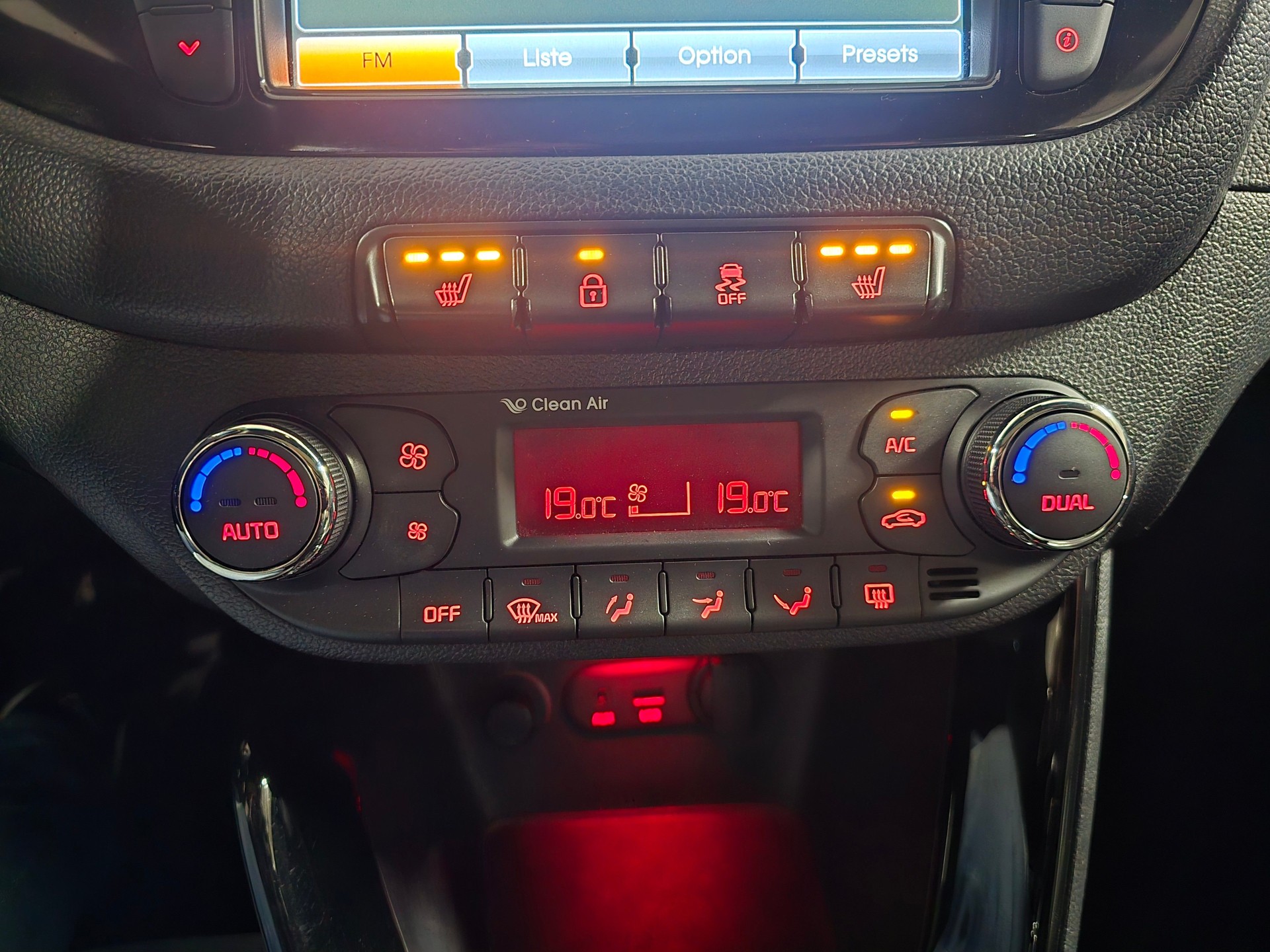 KIA pro_cee'd / ProCeed Pro_Cee'd 1.6 GDi-image-16