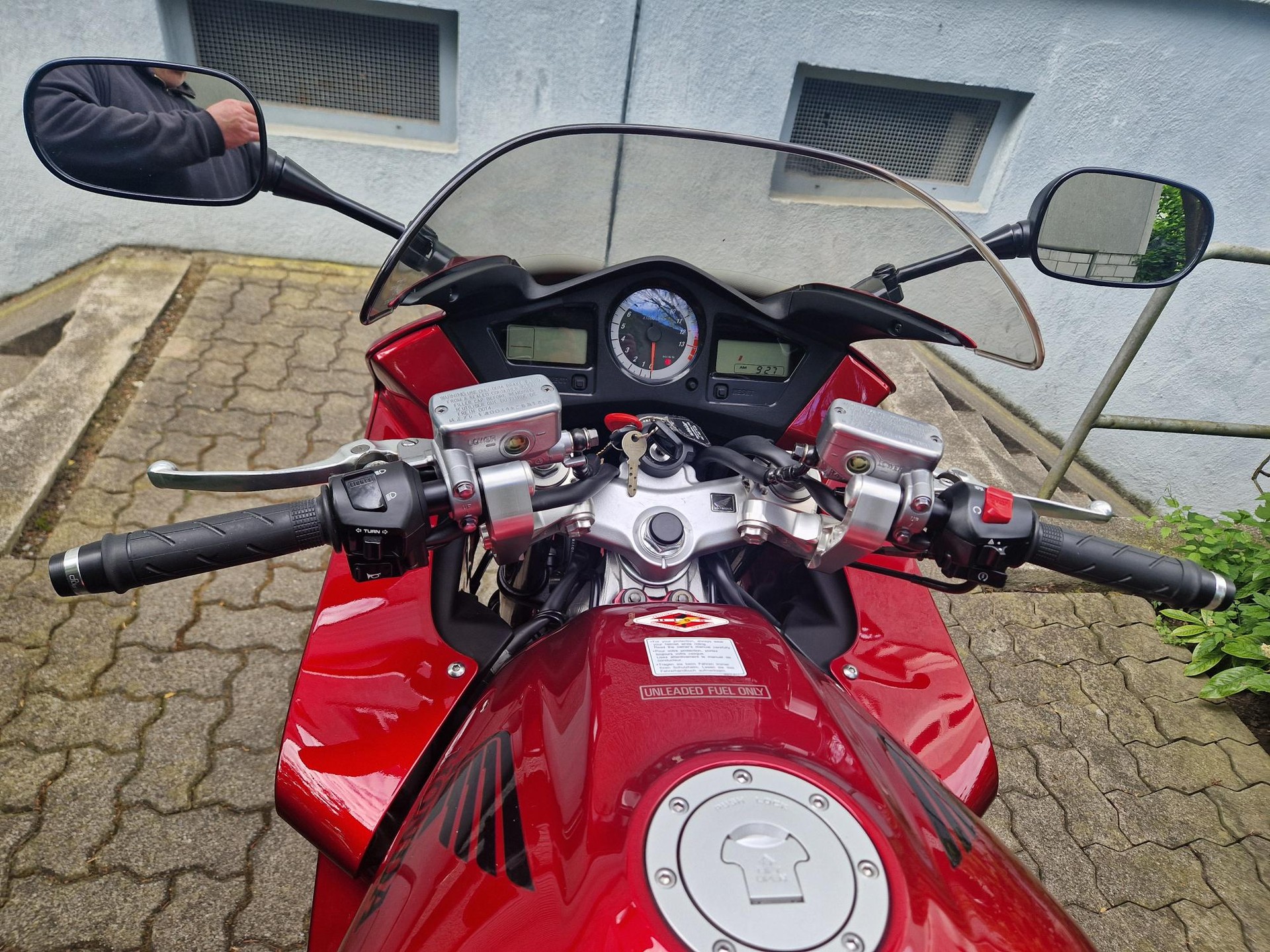 HONDA VFR 800 FI ABS-image-3