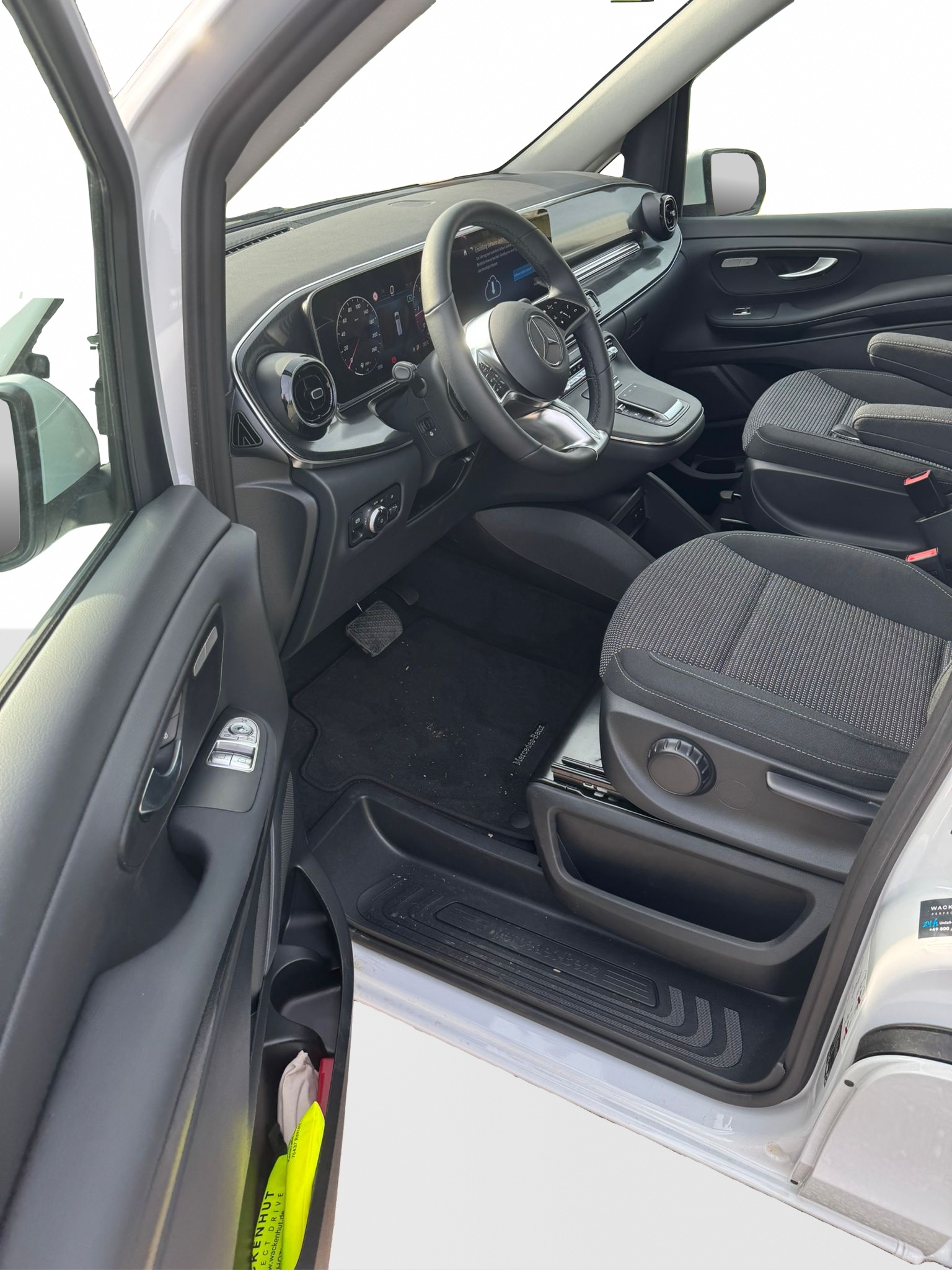 MERCEDES-BENZ V 300 4MATIC-image-7