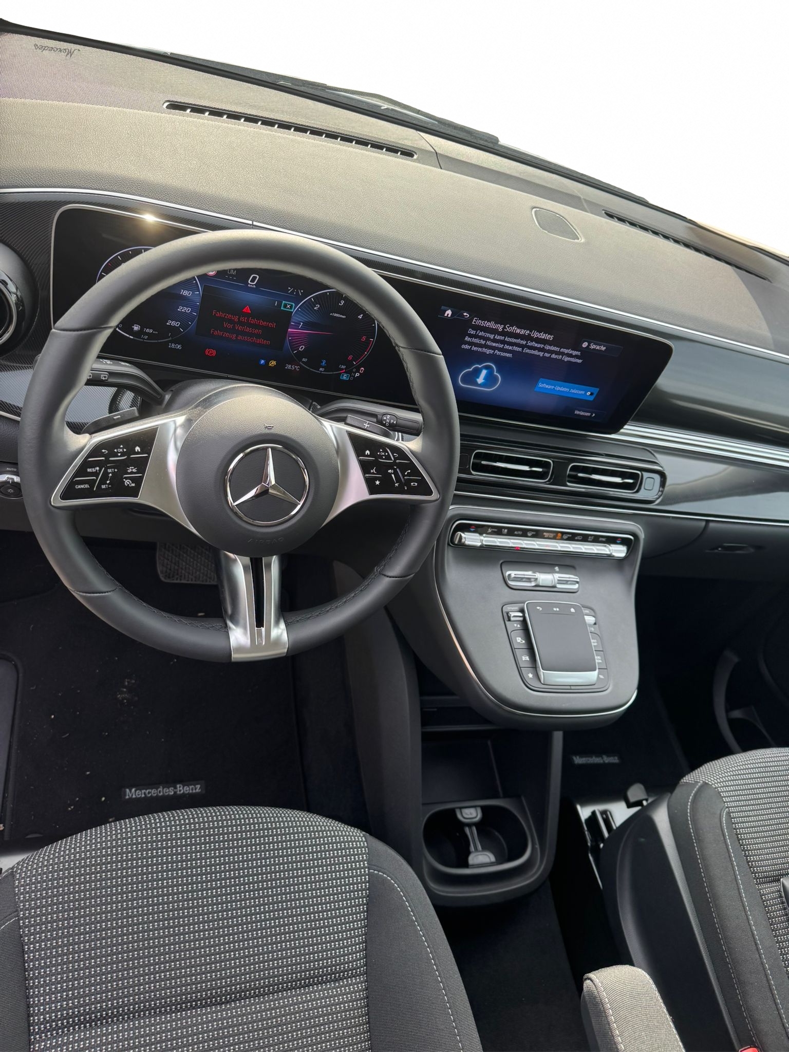 MERCEDES-BENZ V 300 4MATIC-image-8