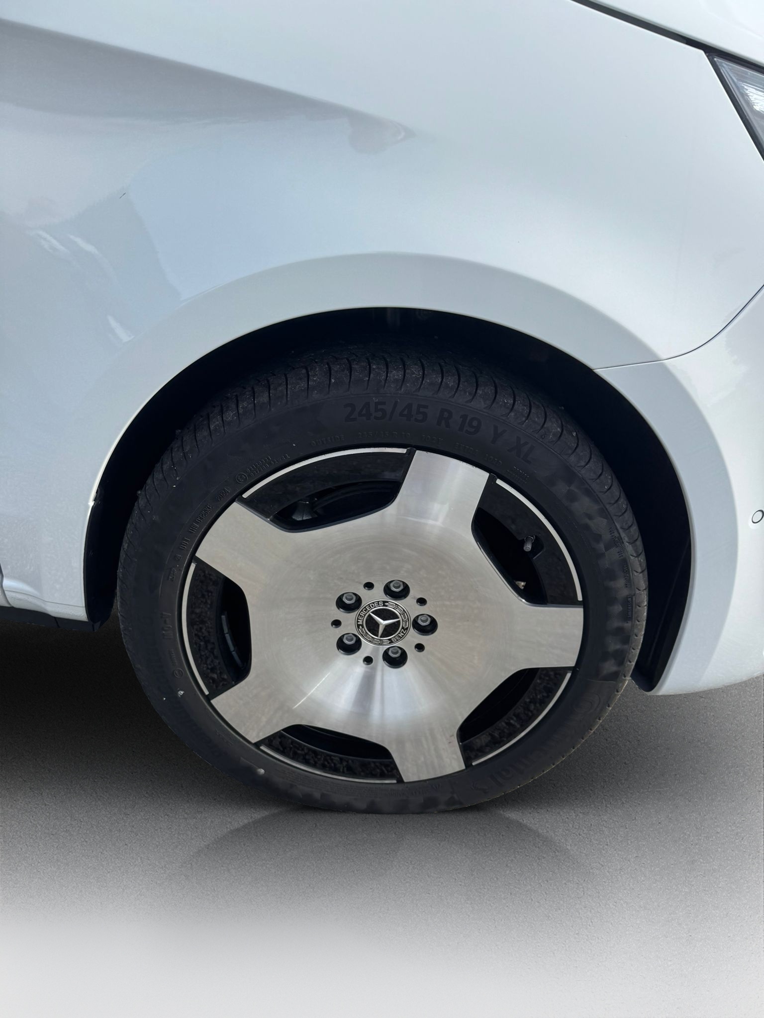 MERCEDES-BENZ V 300 4MATIC-image-11