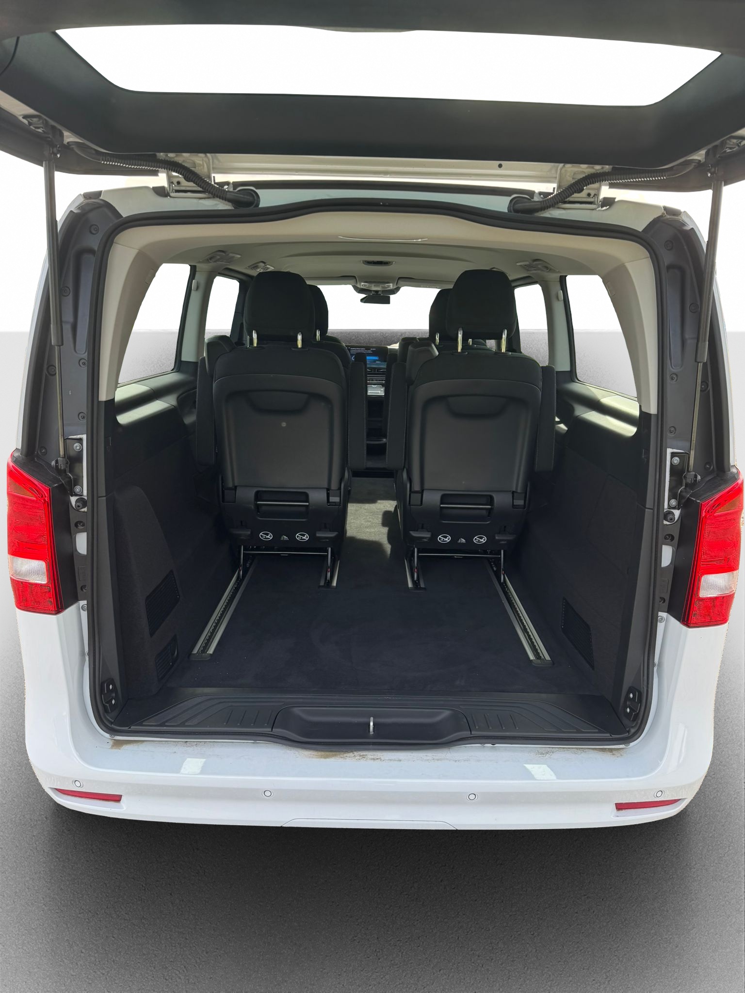 MERCEDES-BENZ V 300 4MATIC-image-10